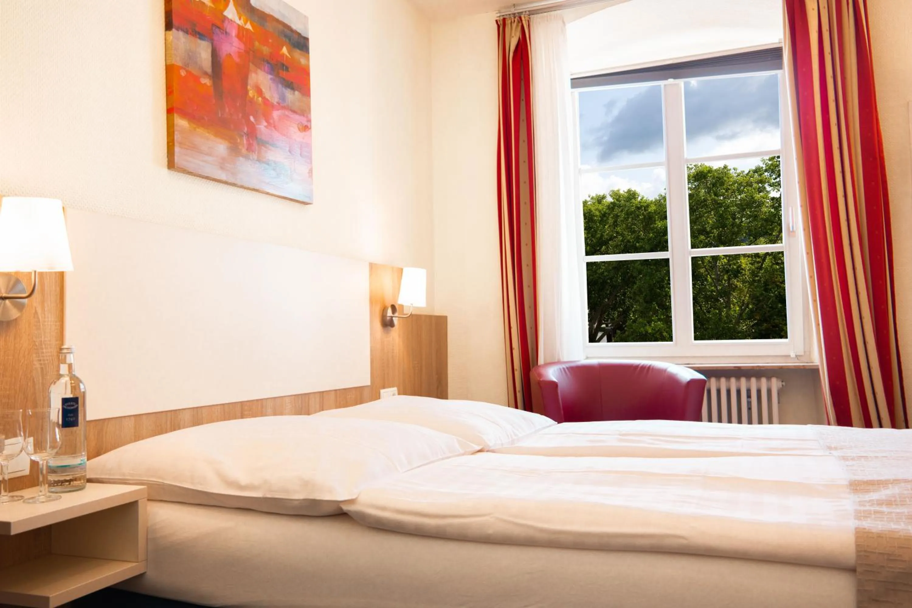 Bed in Hotel Trierer Hof