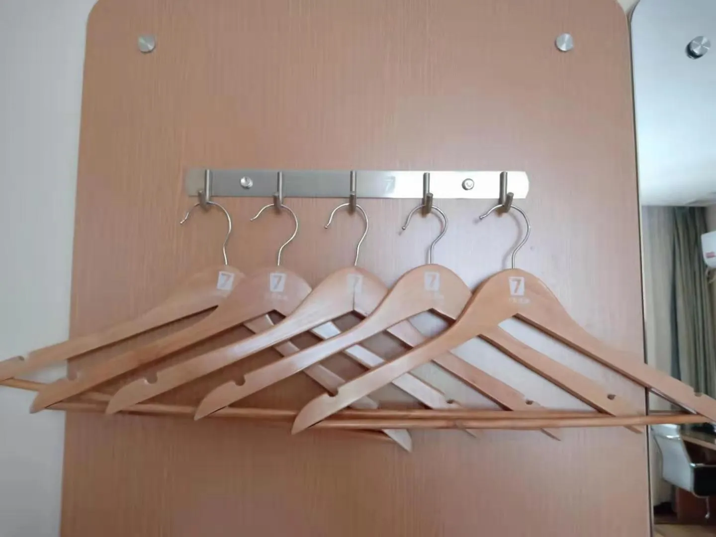 7Days Premium Qianjiang Railway Station Lobster City Branch