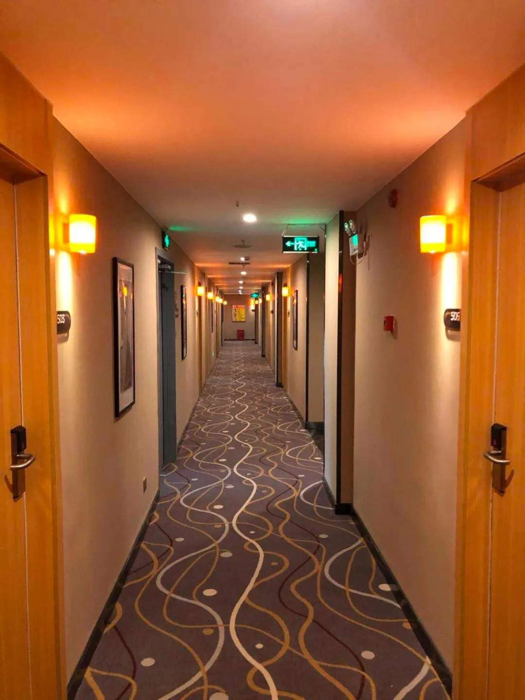 7Days Premium Chengdu Xinjin Rulin Road Subway Station Branch