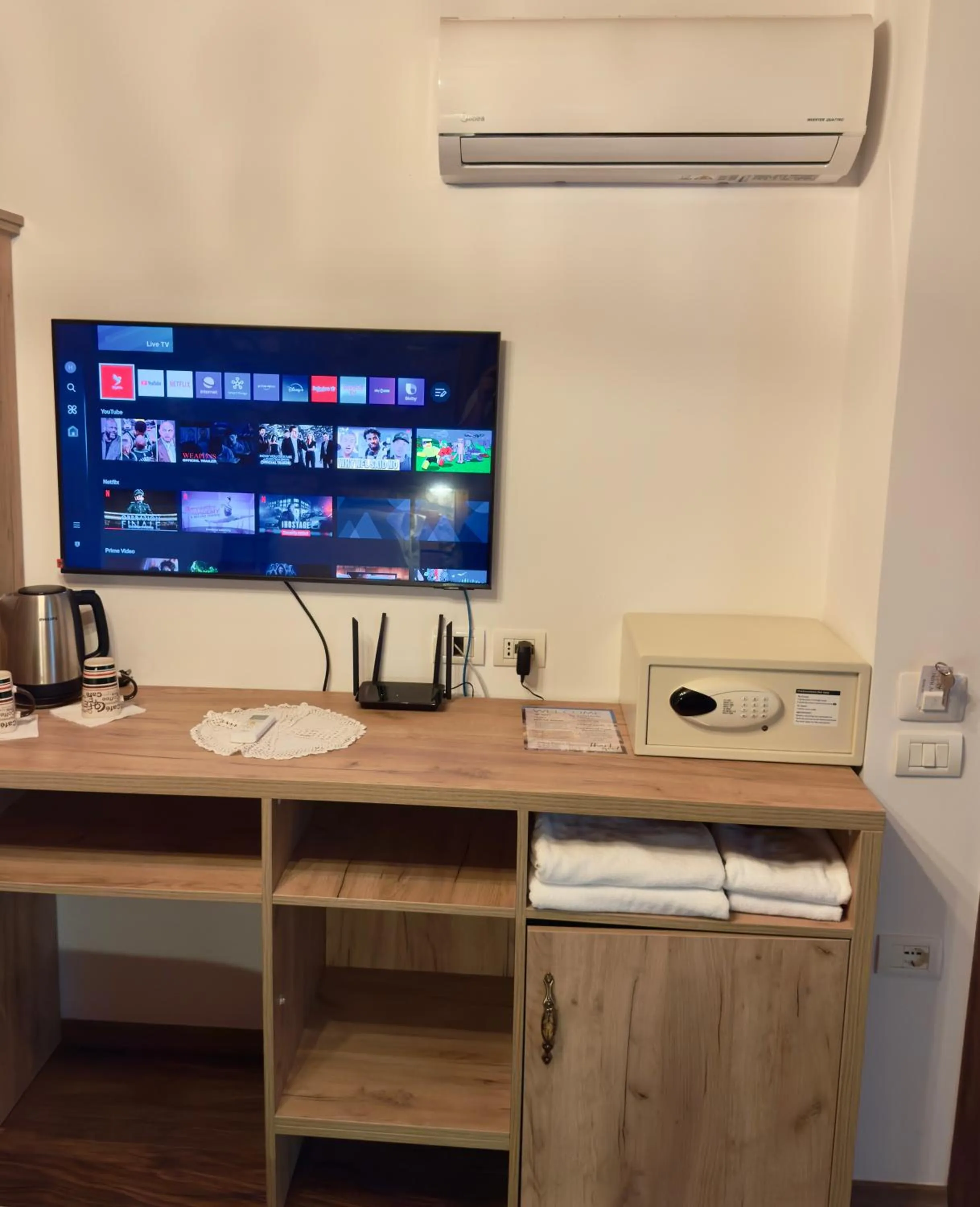 TV and multimedia in HOTEL ANSEL