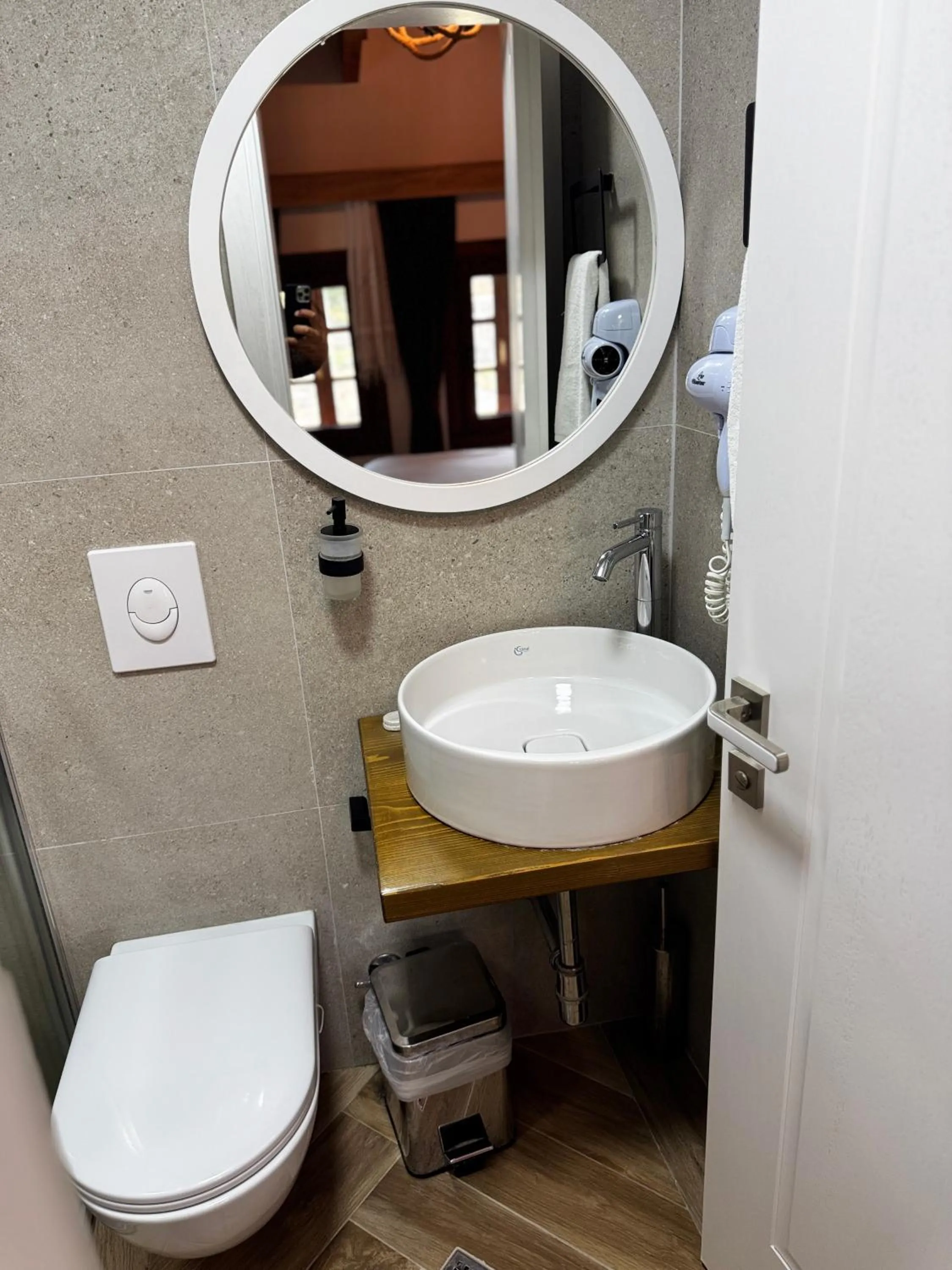 Bathroom in HOTEL ANSEL