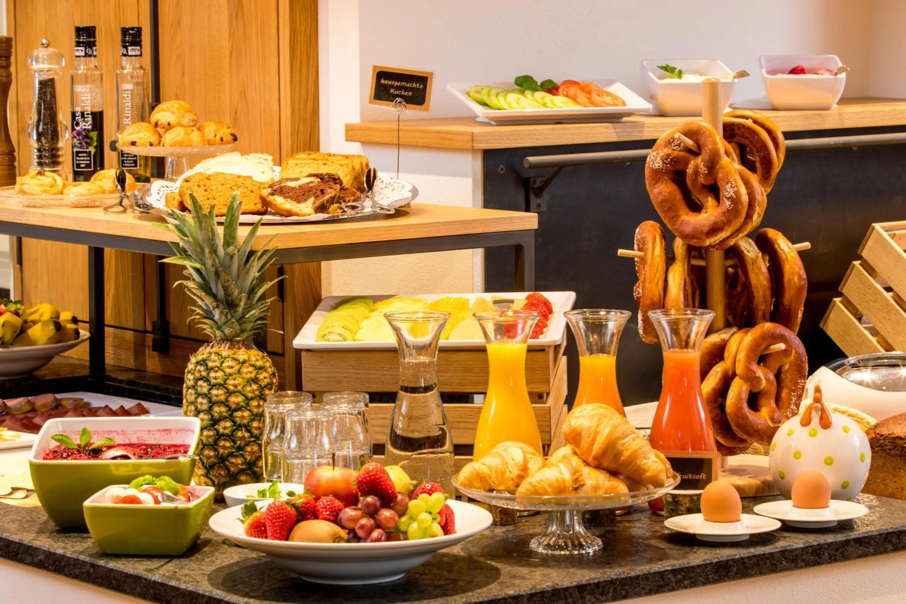 Buffet breakfast in Hotel Waldhorn