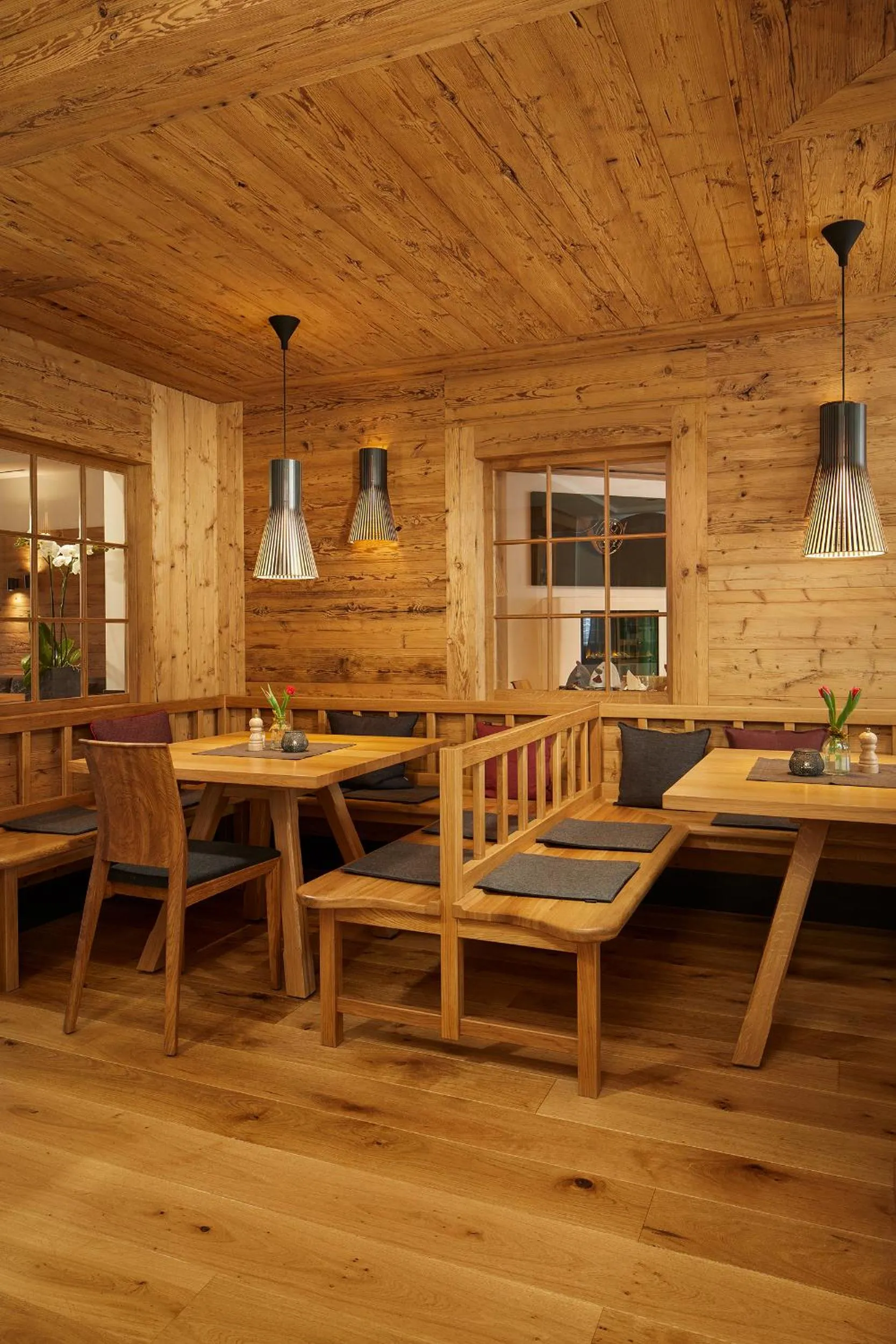 Restaurant/places to eat in Hotel Waldhorn