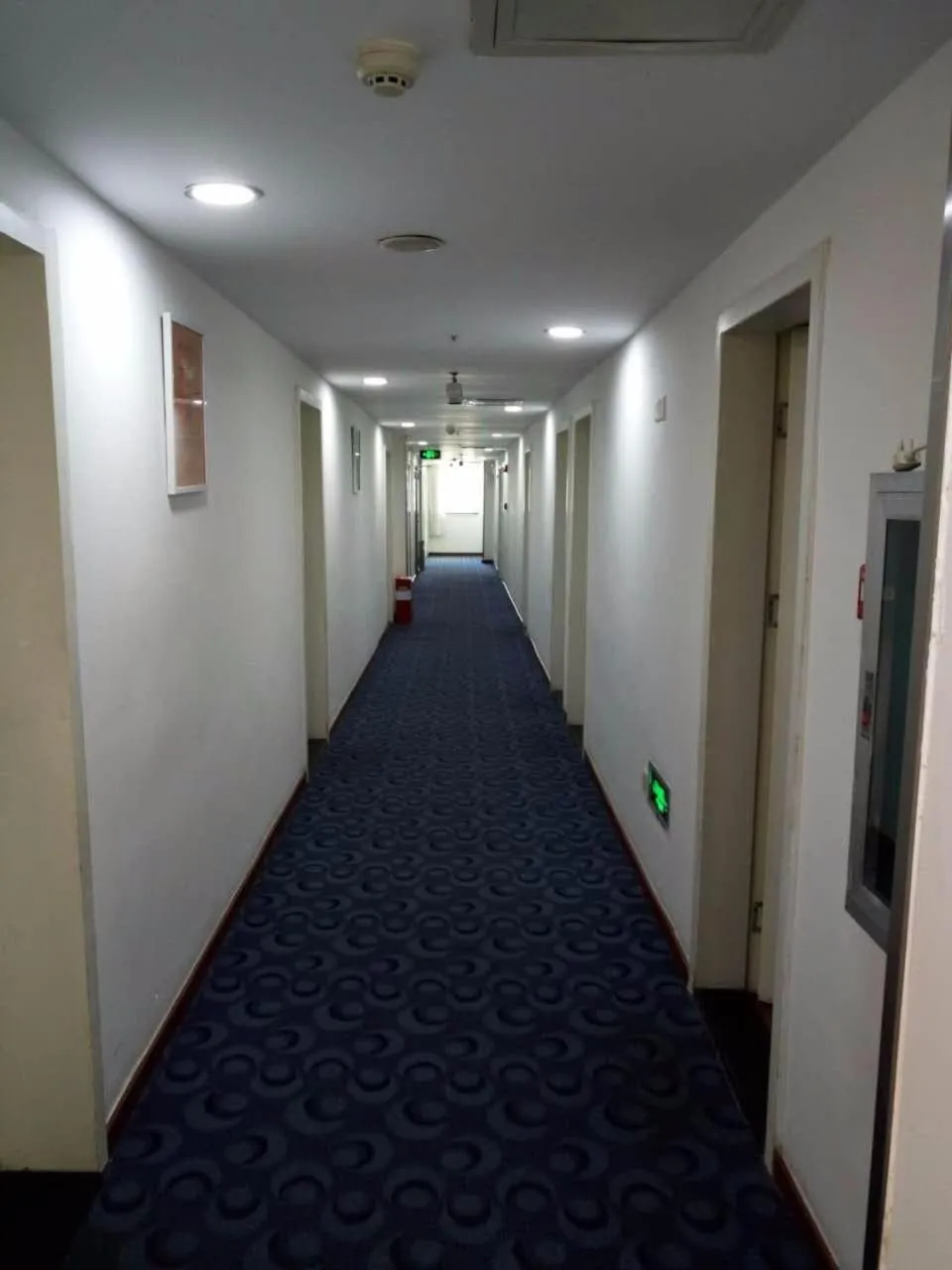 7Days Inn Nanning Jiangnan Bus Station Subway Exit Branch