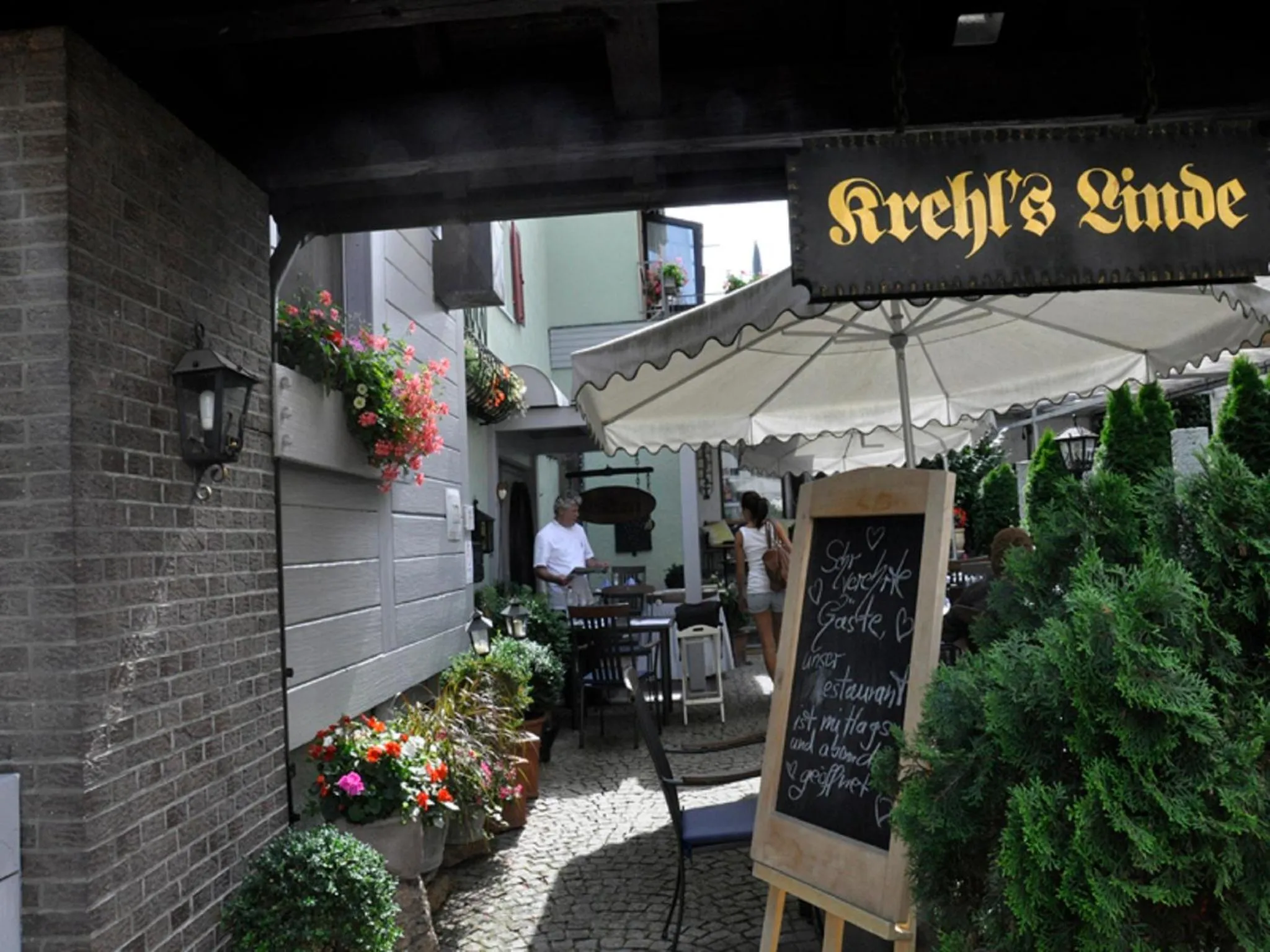 Facade/entrance in Hotel Restaurant Krehl's Linde