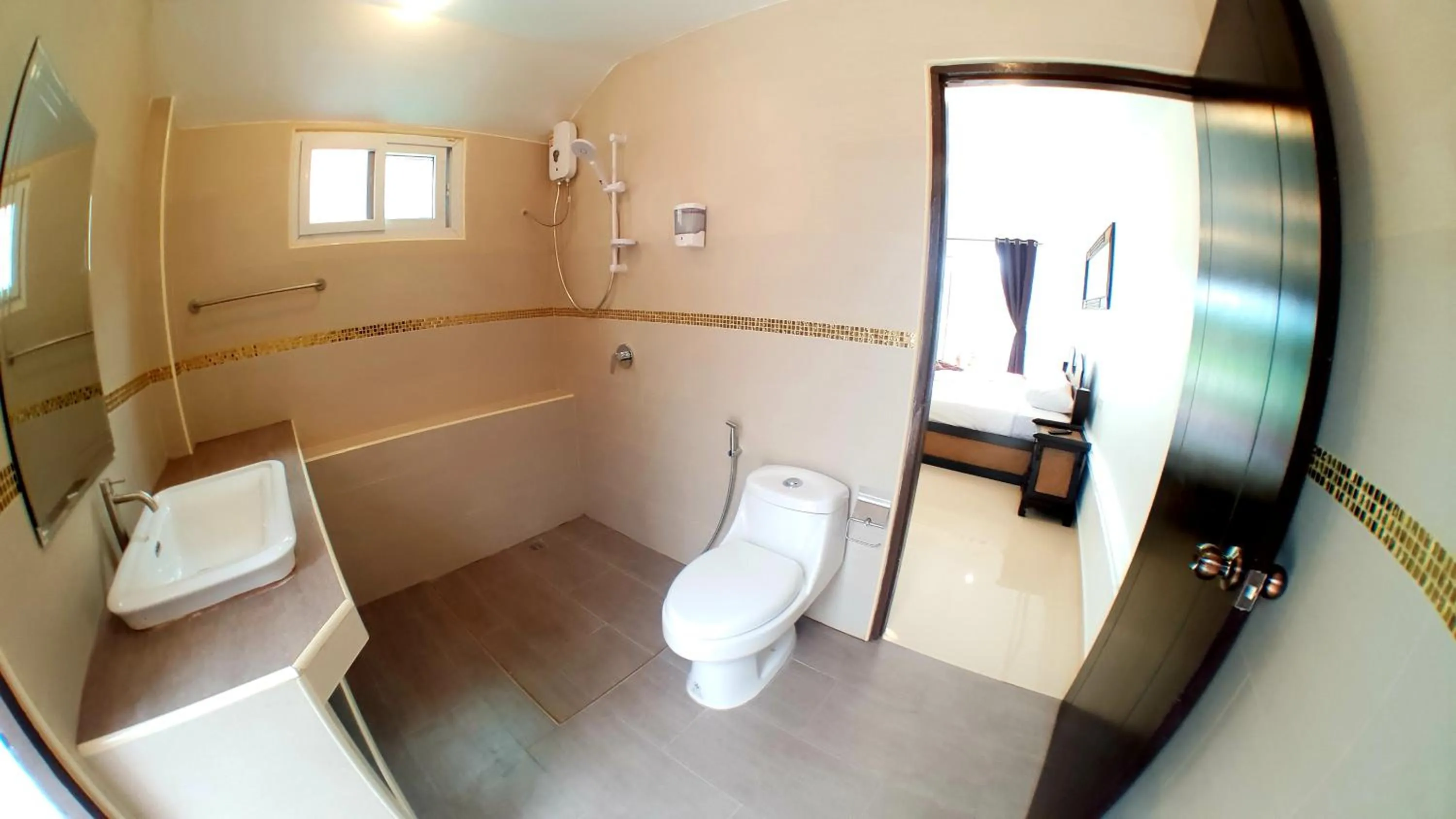 JOOPLAND Luxury Pool Villa Pattaya Walking Street 6 Bedrooms