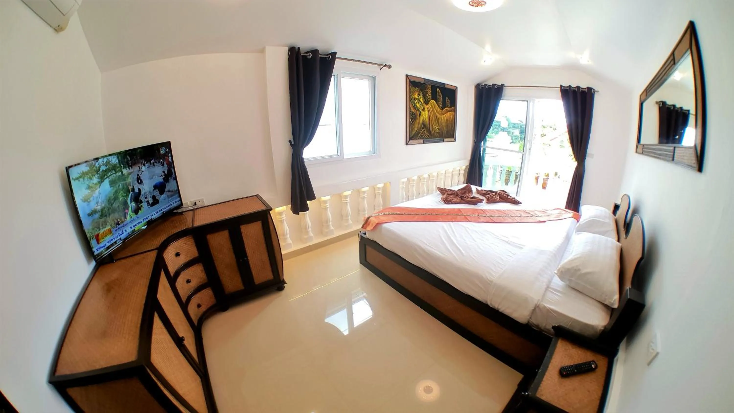 Bed in JOOPLAND Luxury Pool Villa Pattaya Walking Street 6 Bedrooms