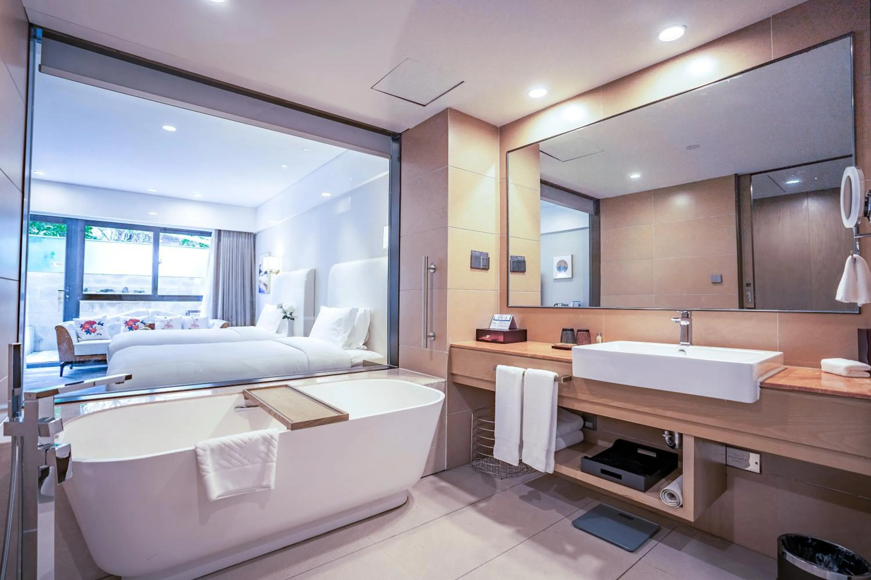 Bathroom in Hilton Lijiang