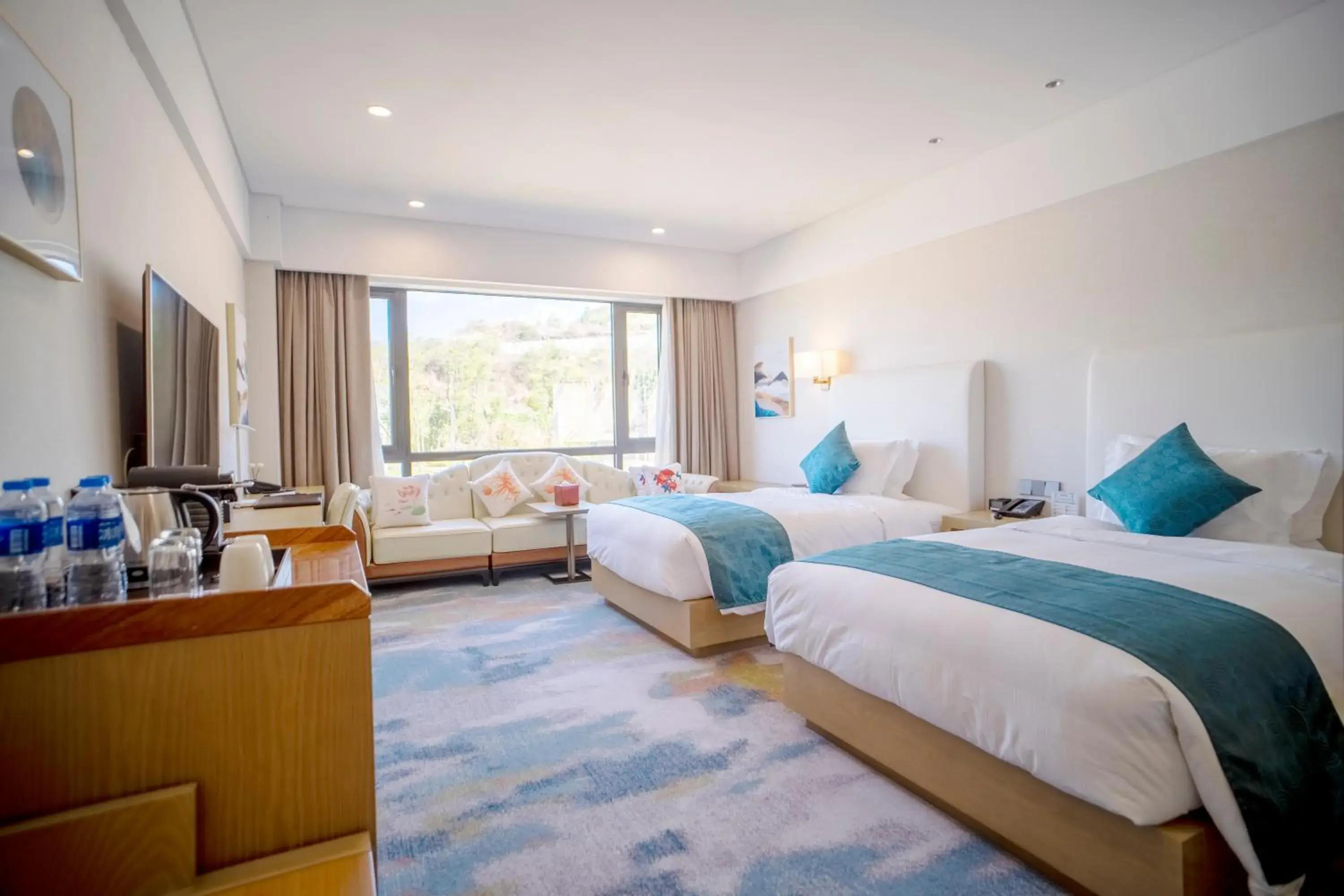 Executive Twin Room in Hilton Lijiang Executive Twin Room in Hilton Lijiang