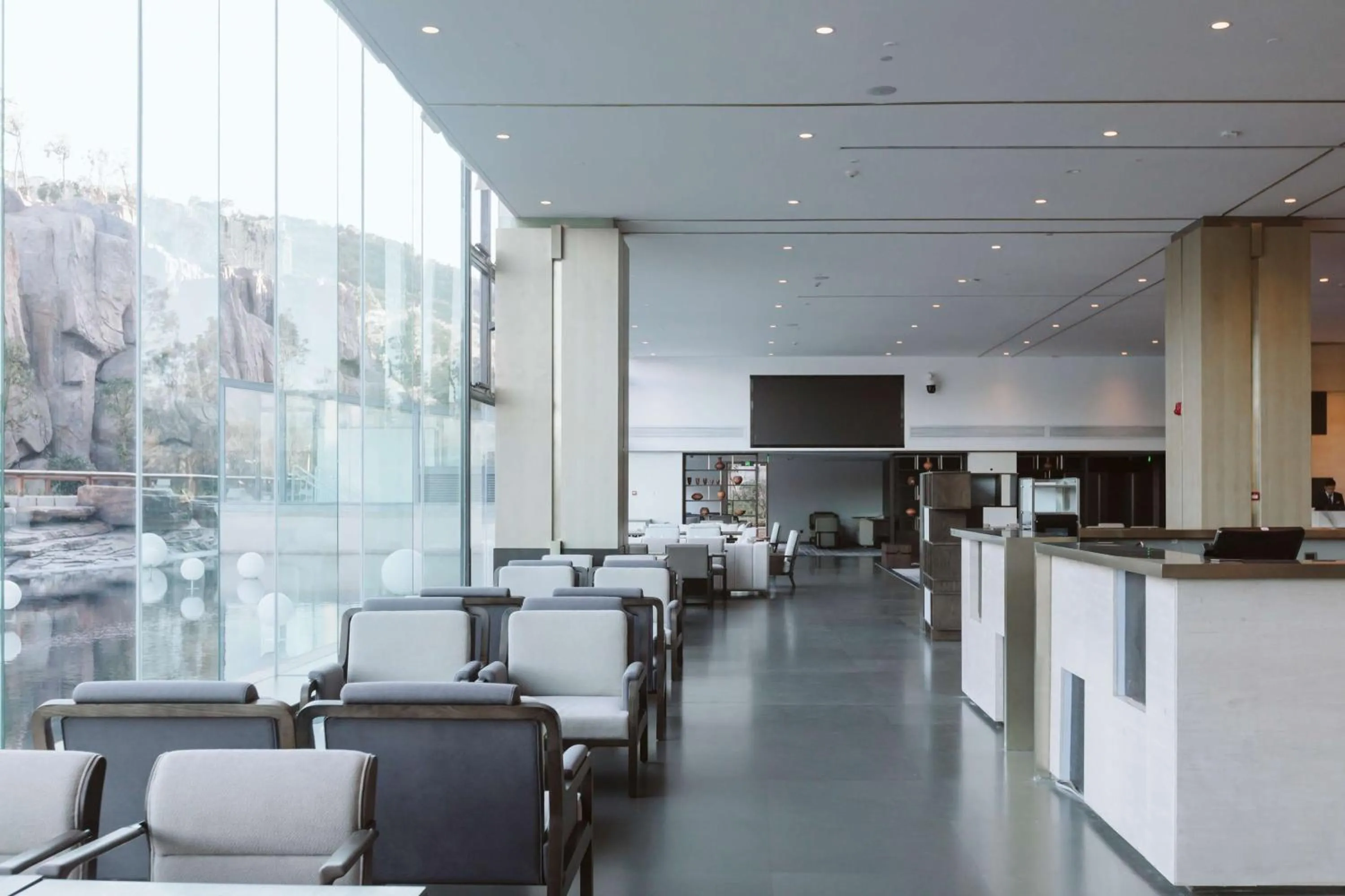 Lobby or reception in Hilton Lijiang