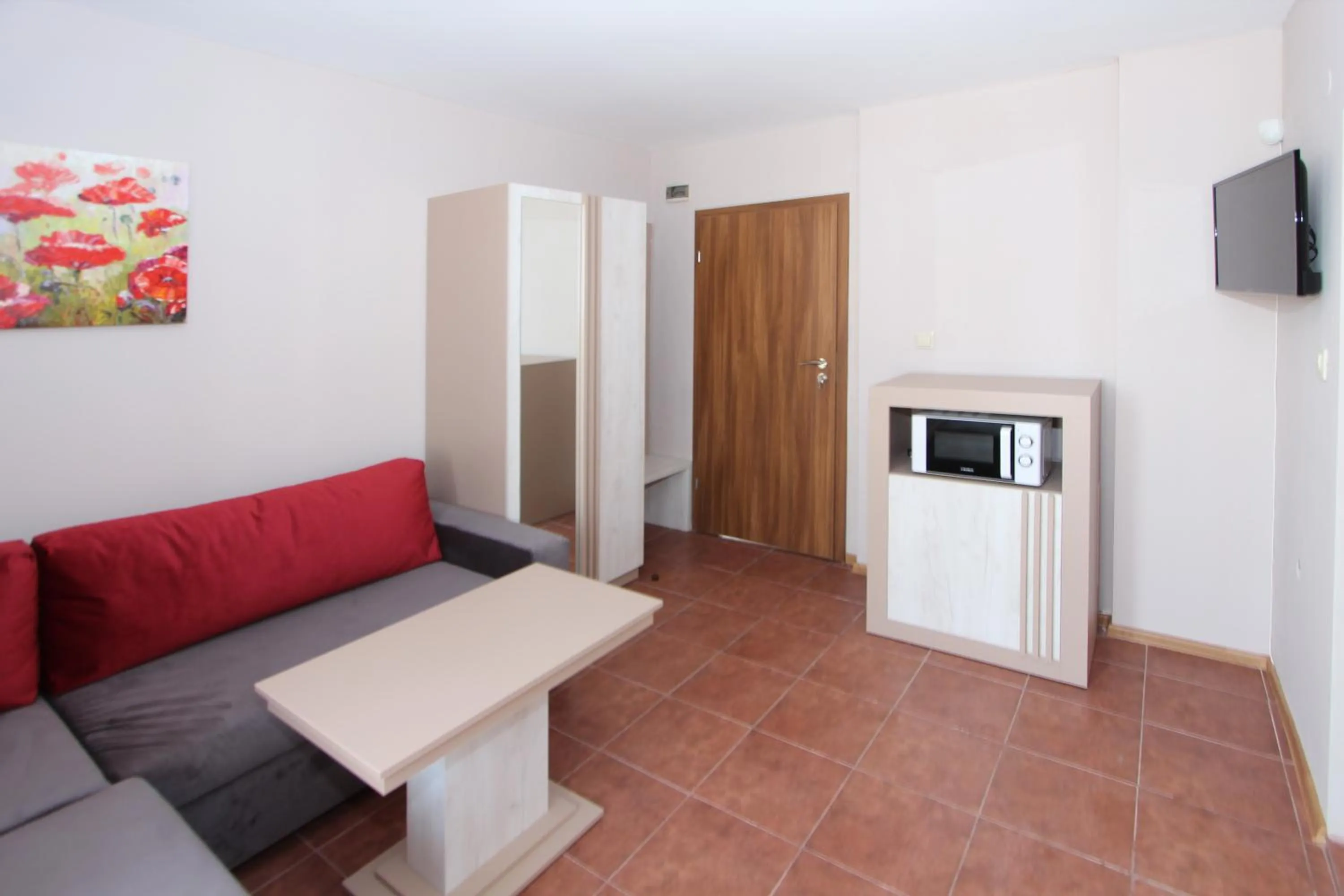 Property building in Hotel PERLA BEACH