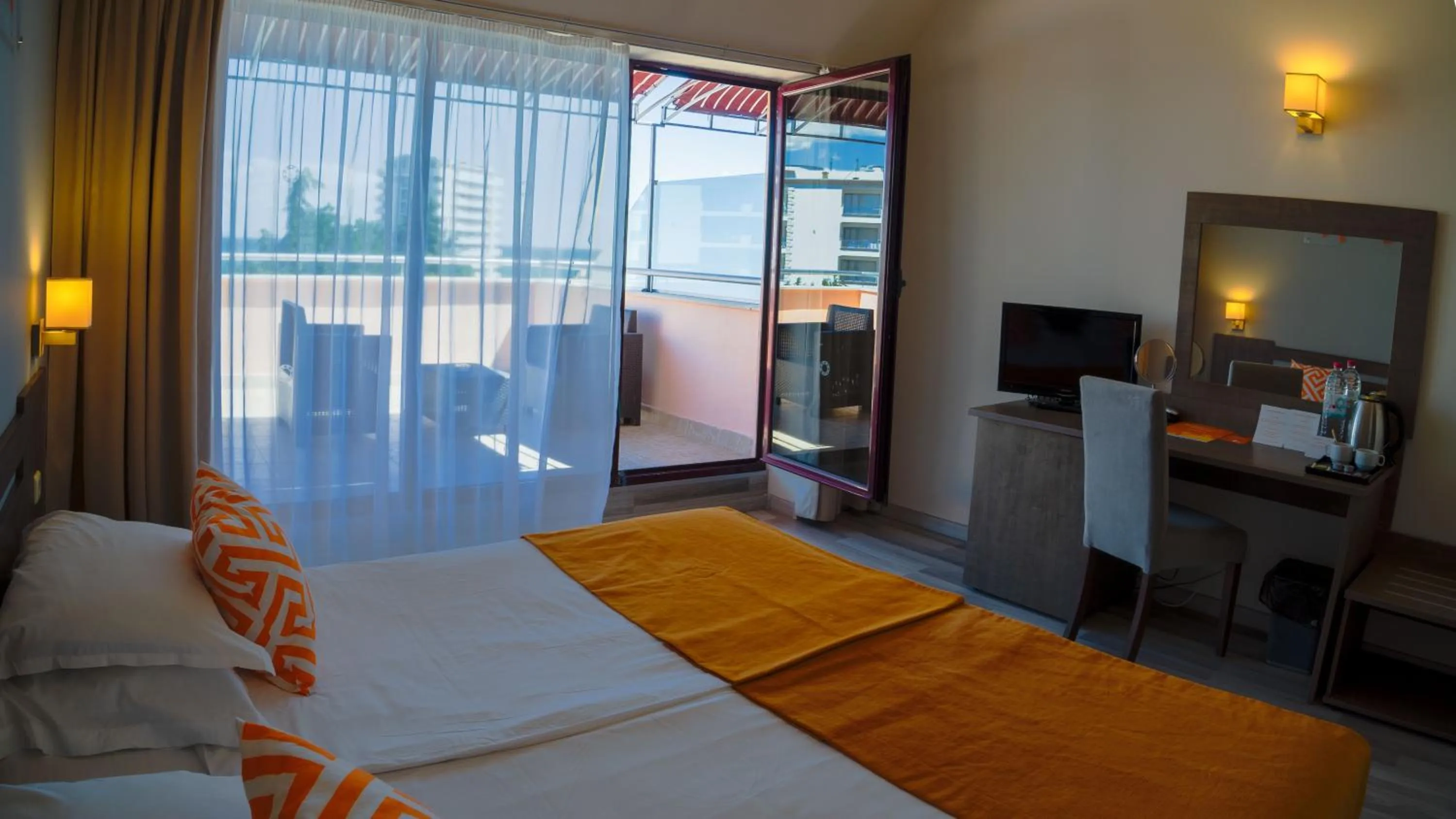 Bed in Park Hotel Odessos - All Inclusive