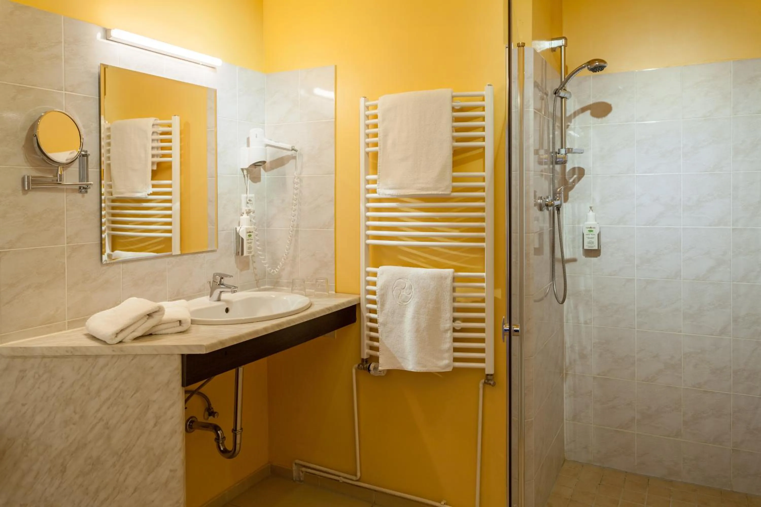 Shower in Landhotel Zur Linde