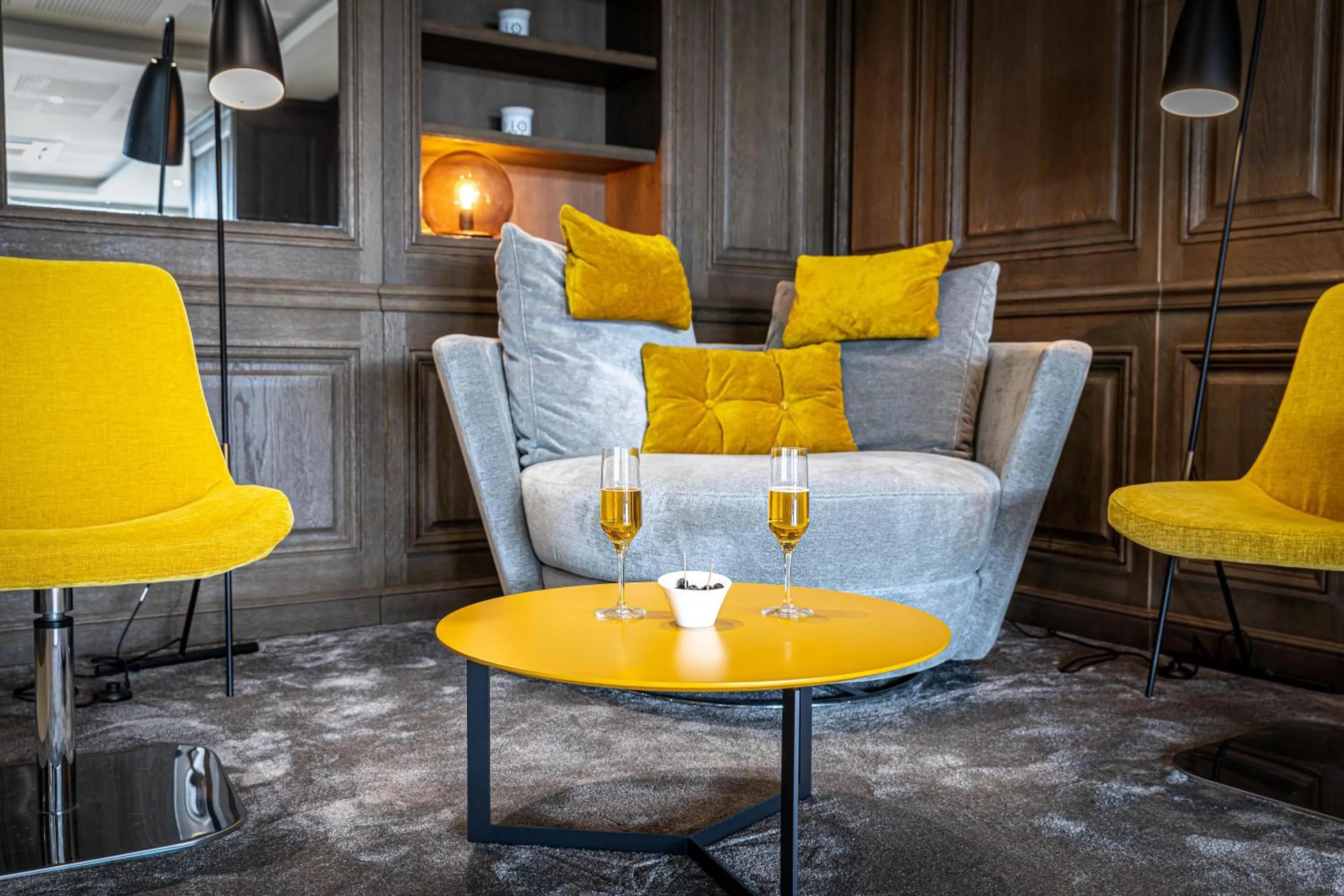 Lounge or bar in Les Jardins de St Cloud