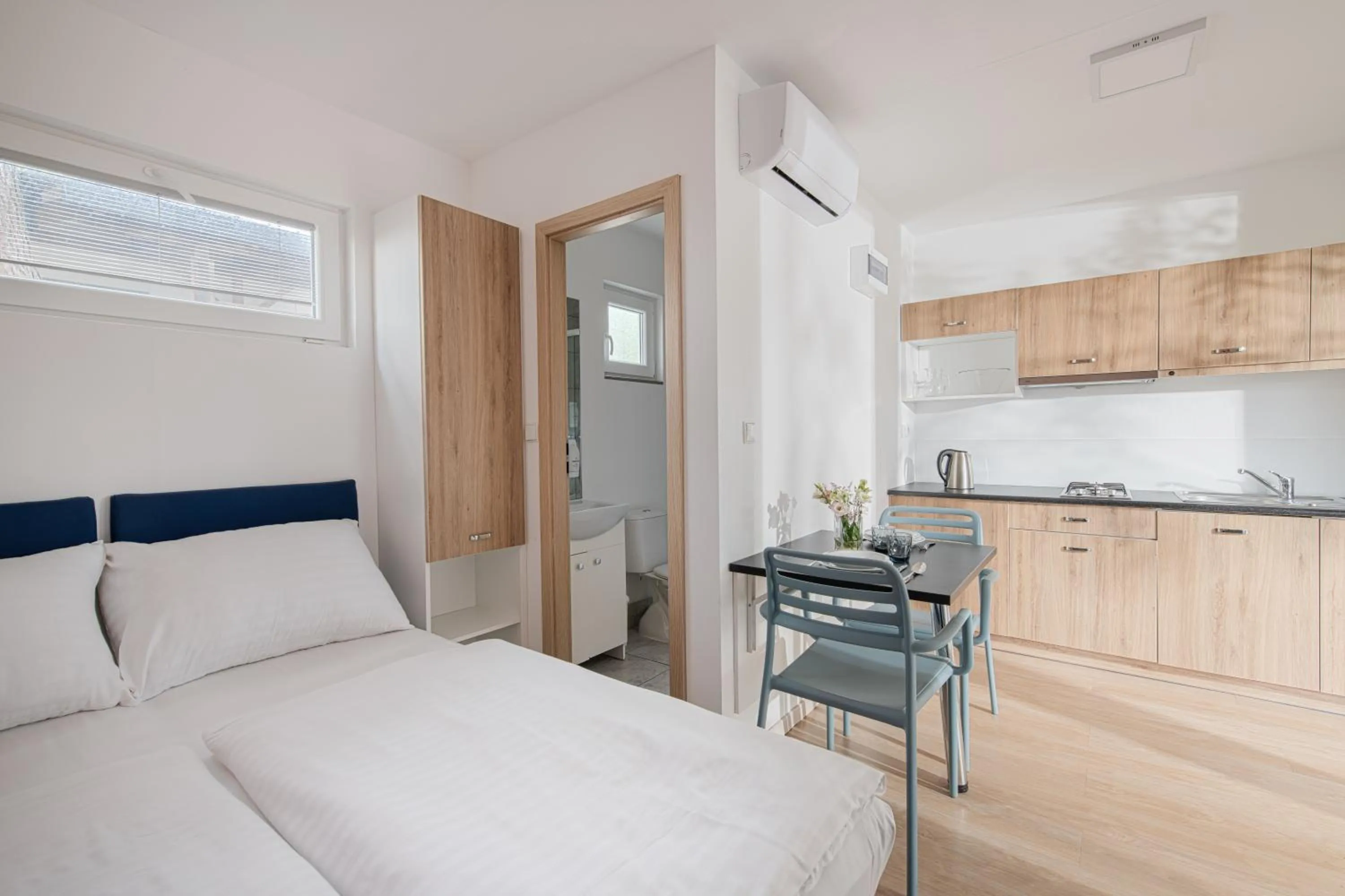 Bedroom, Bed in Elements Camping Selce Mobile homes