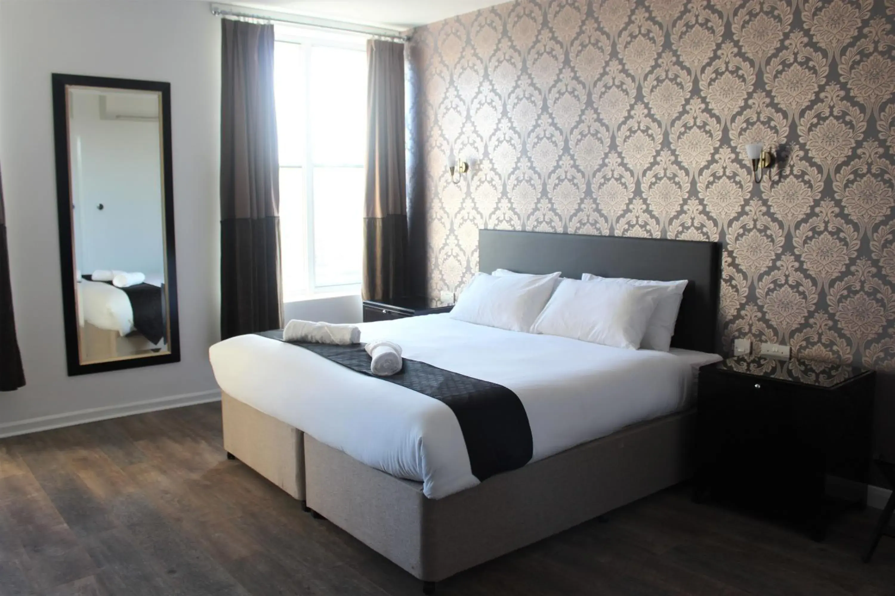 Superior King Room - single occupancy in Park Hotel & Apartments Superior King Room - single occupancy in Park Hotel & Apartments