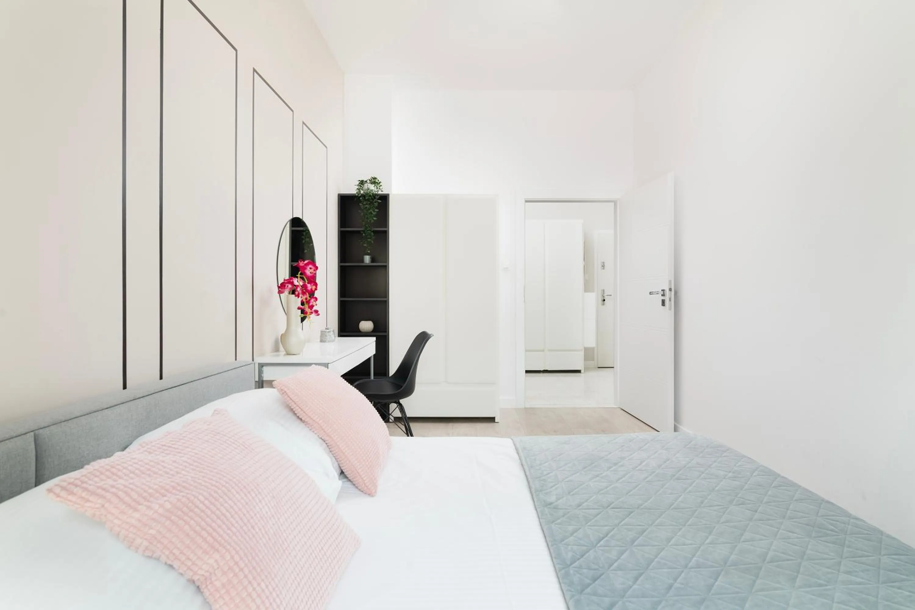 Bed in EASY RENT Apartments - DESIRE