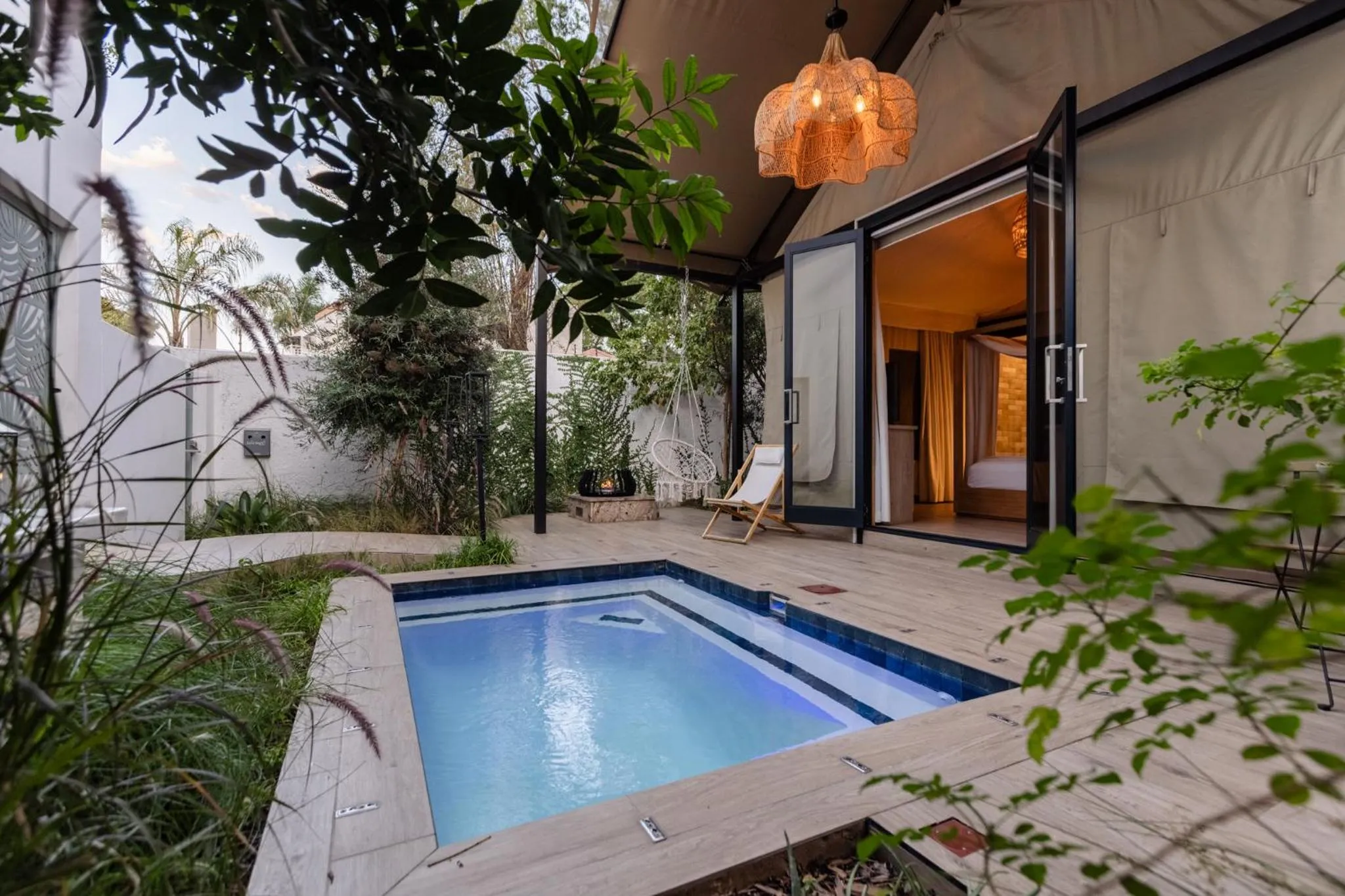 Garden in MINT Hotel 84 on Katherine