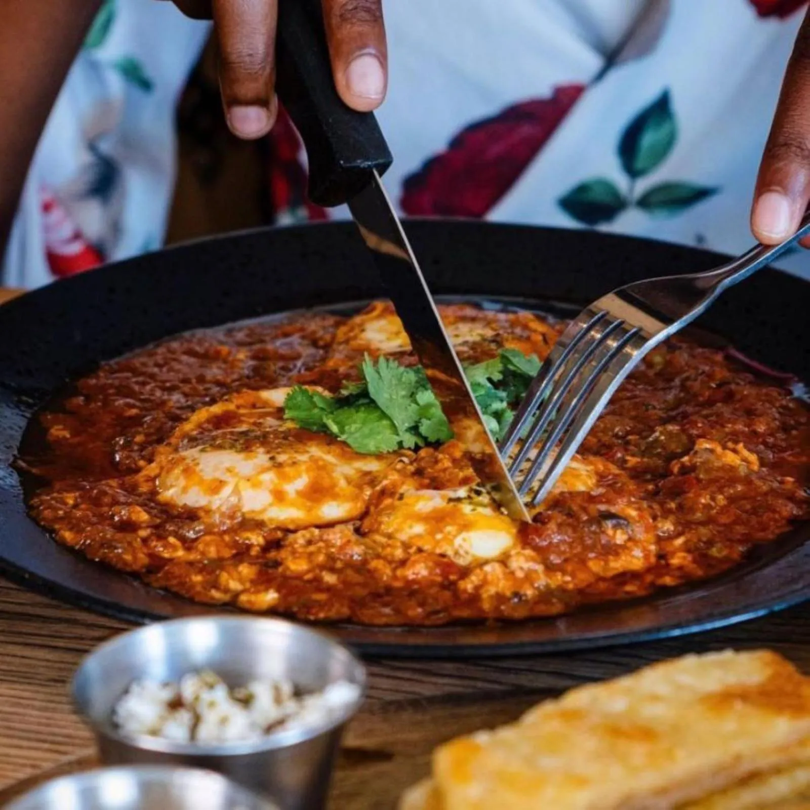 Restaurant/places to eat in MINT Hotel 84 on Katherine