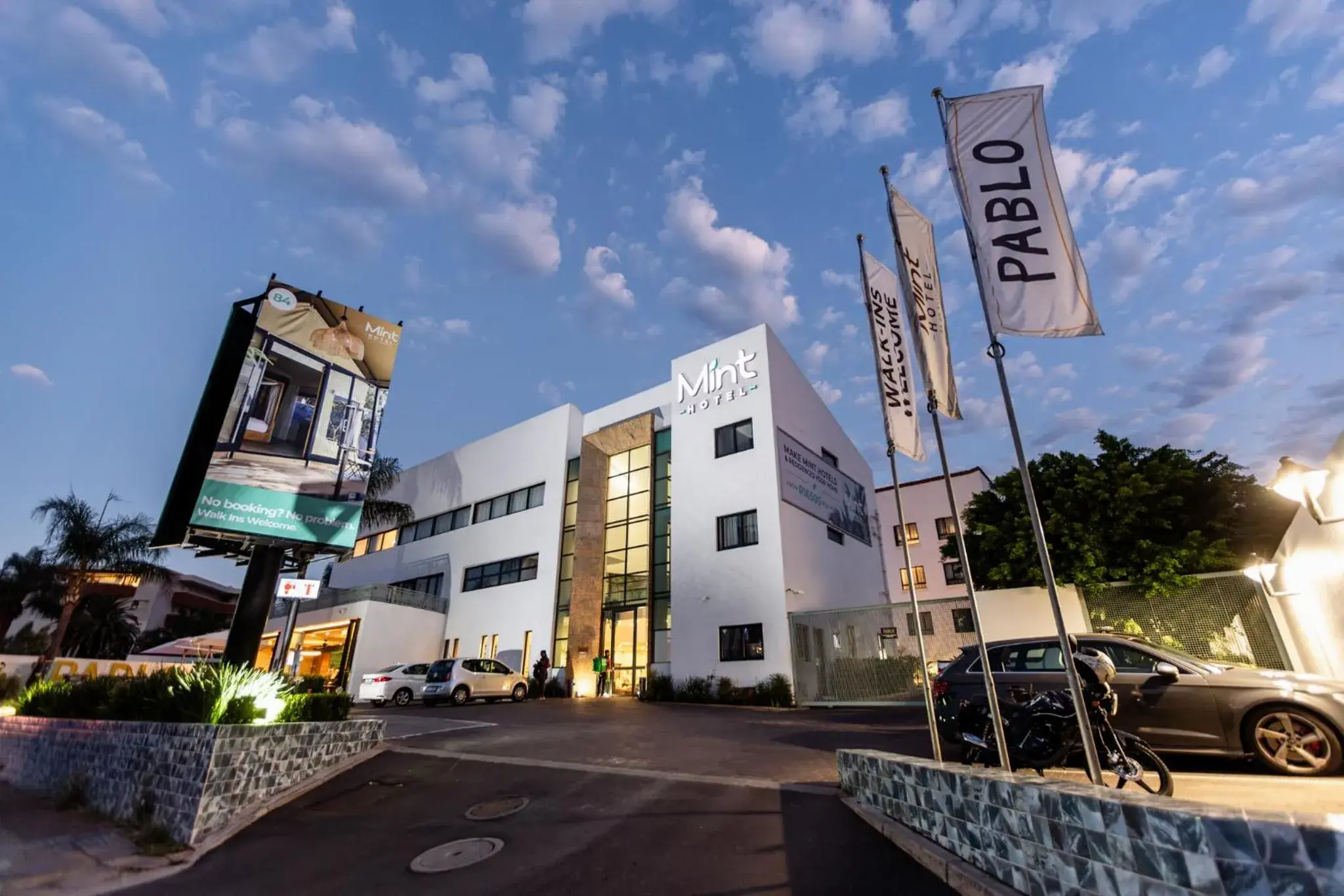 MINT Hotel 84 on Katherine MINT Hotel 84 on Katherine