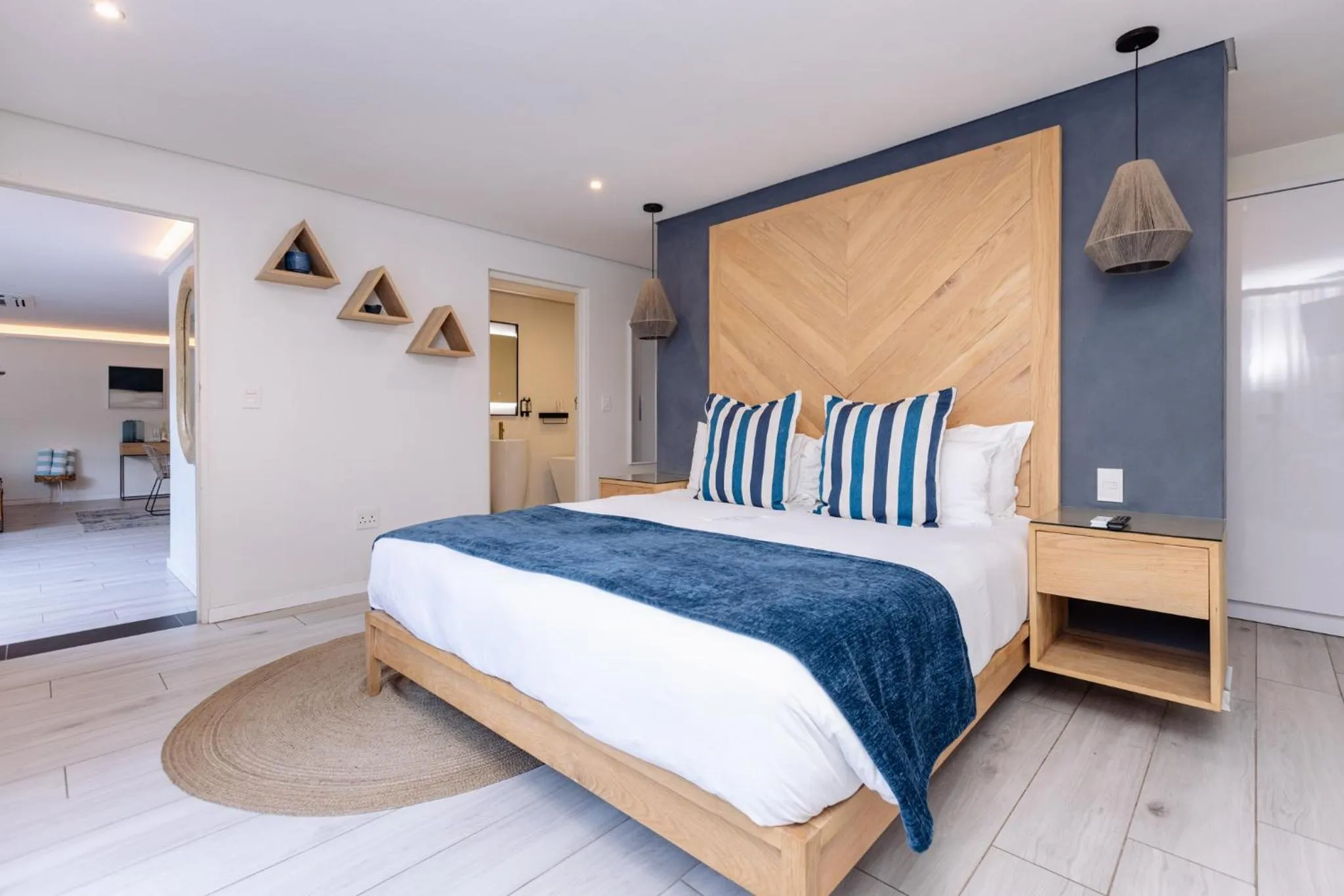 Photo of the whole room, Bed in MINT Hotel 84 on Katherine