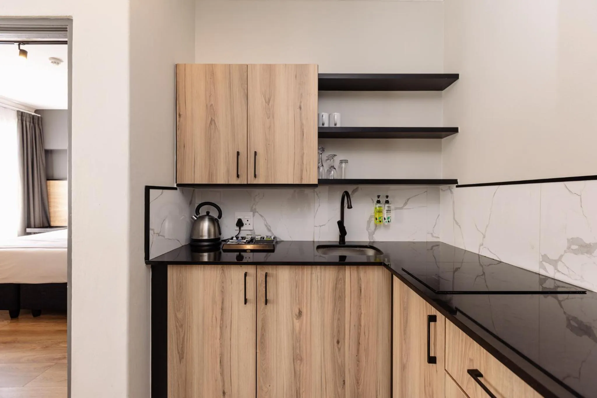 Kitchen or kitchenette in MINT Hotel 84 on Katherine