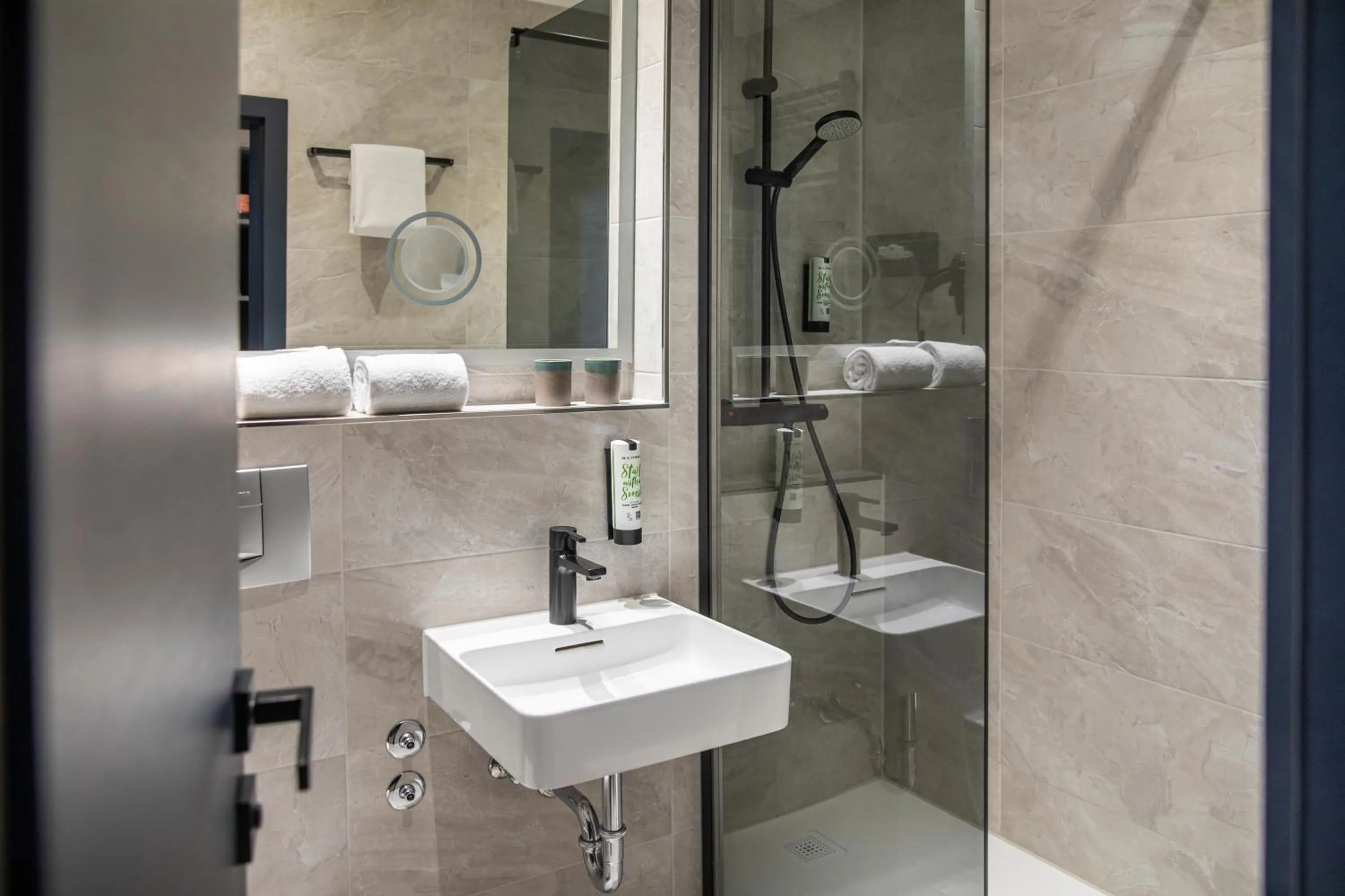 Bathroom in Michel Hotel Waldkirchen am Badepark