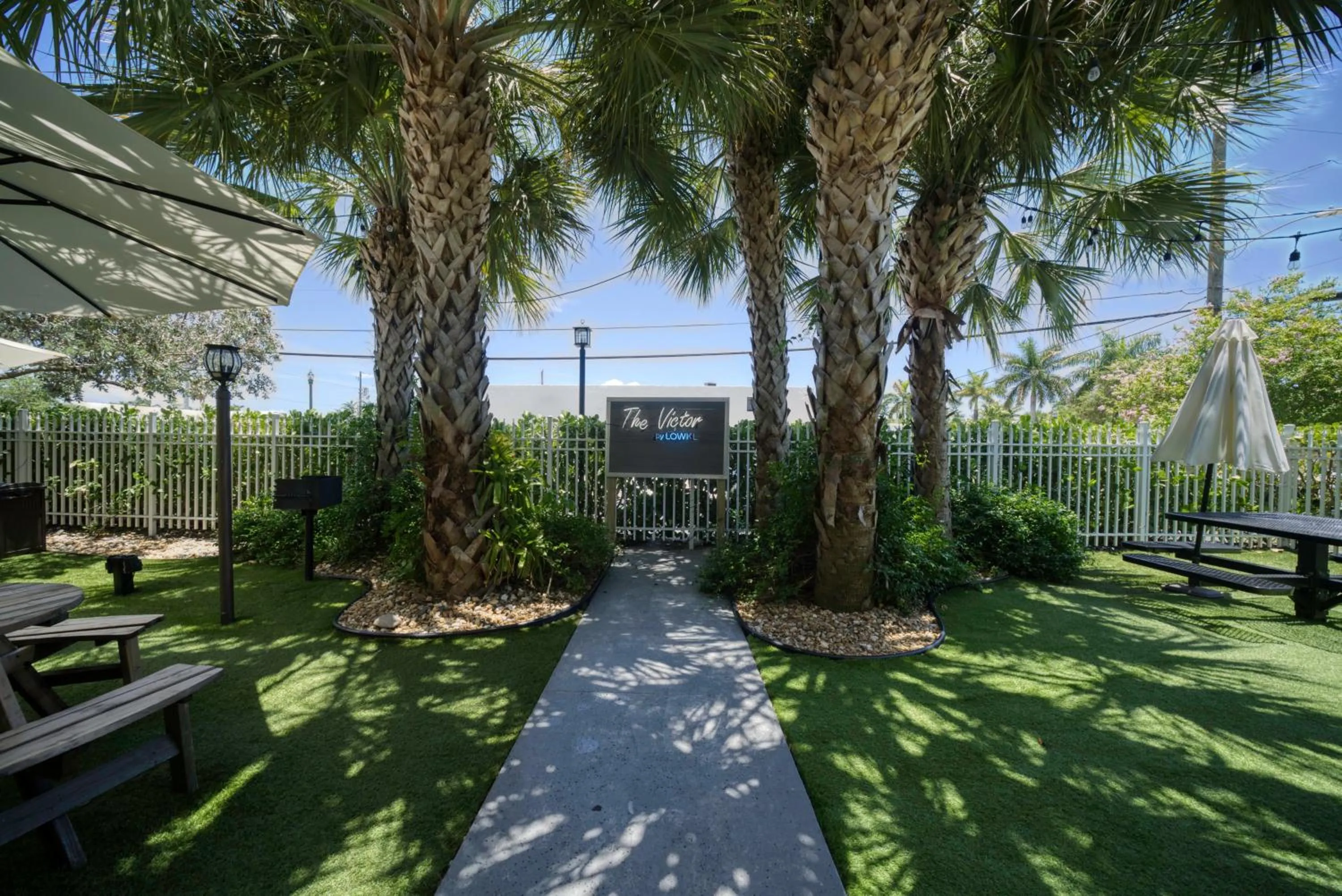 Natural landscape in The Victor Apartments By Lowkl