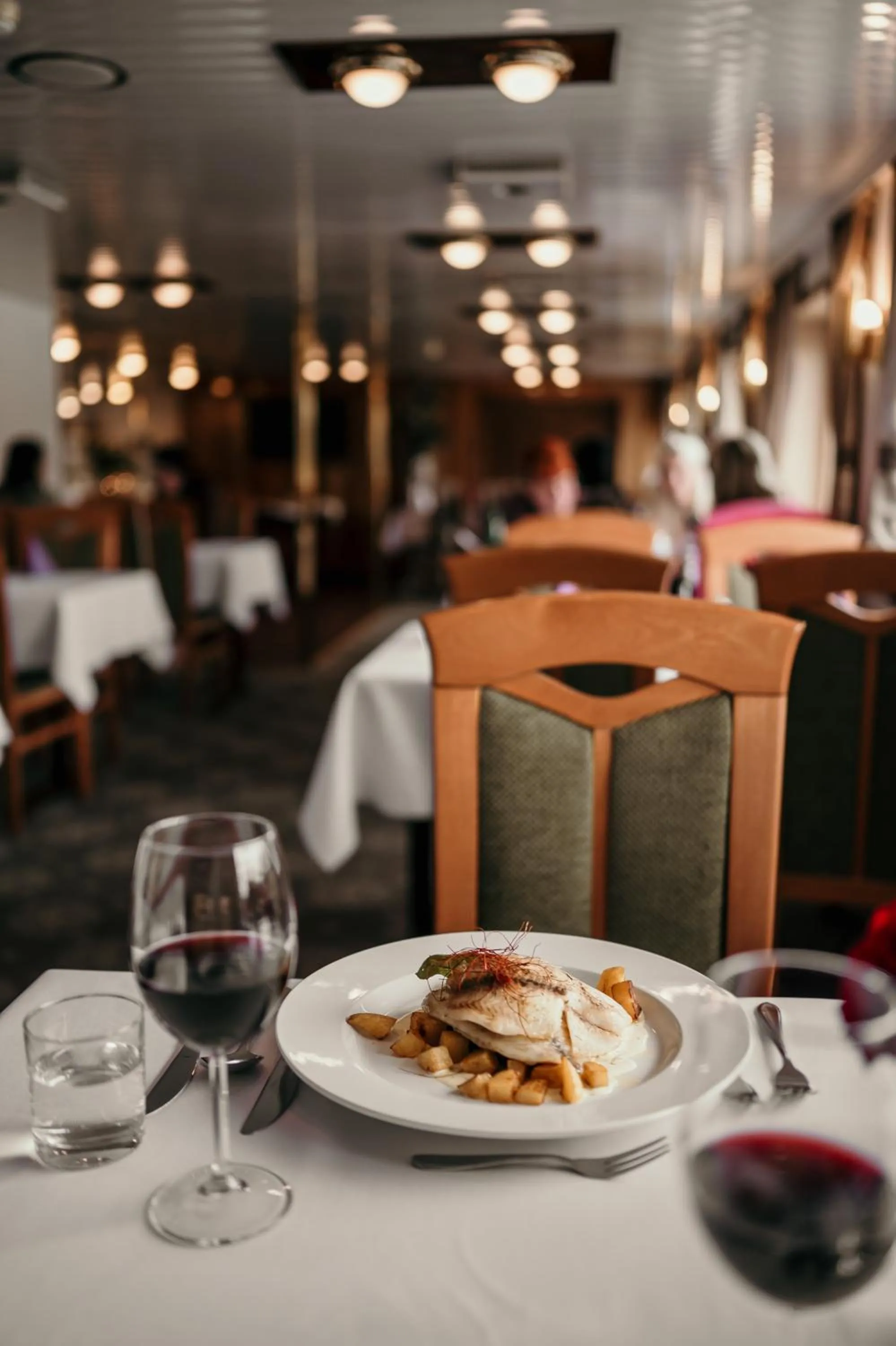 Restaurant/places to eat in Florentina boat