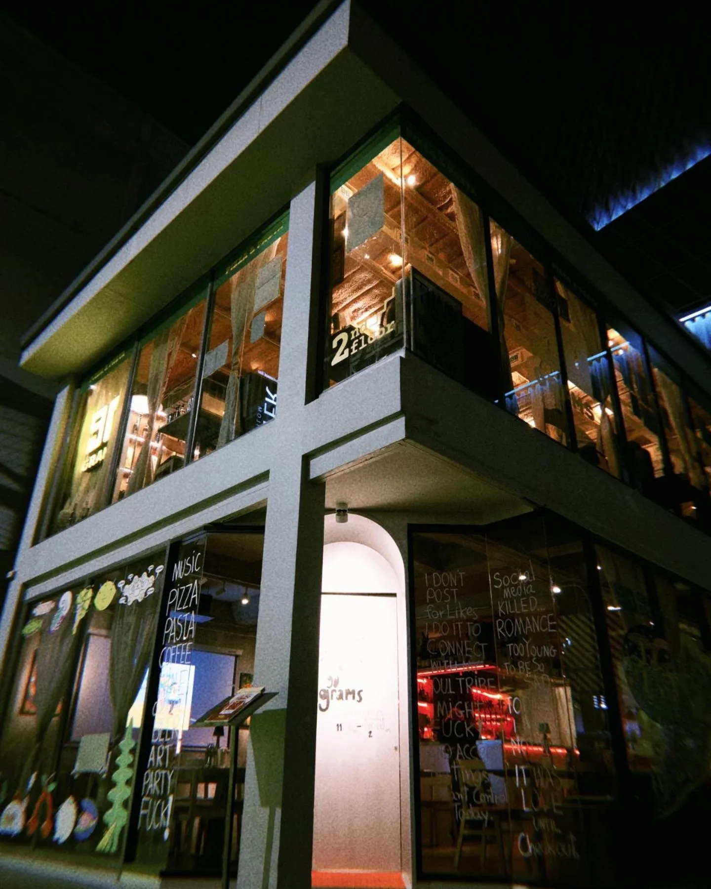 Night in The Quarter Silom by UHG