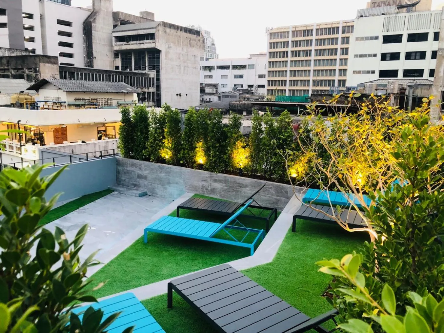 Area and facilities in The Quarter Silom by UHG