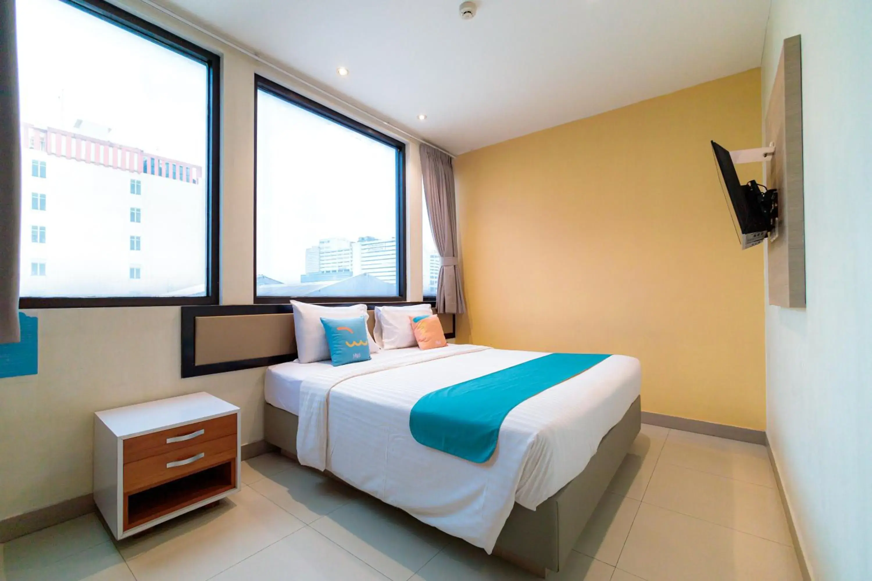 Deluxe Double Room in Sans Hotel Liv Ancol by RedDoorz Deluxe Double Room in Sans Hotel Liv Ancol by RedDoorz