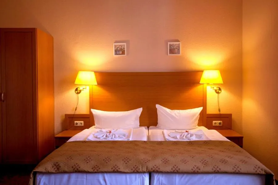 Decorative detail, Bed in Hotel Aster an der Messe