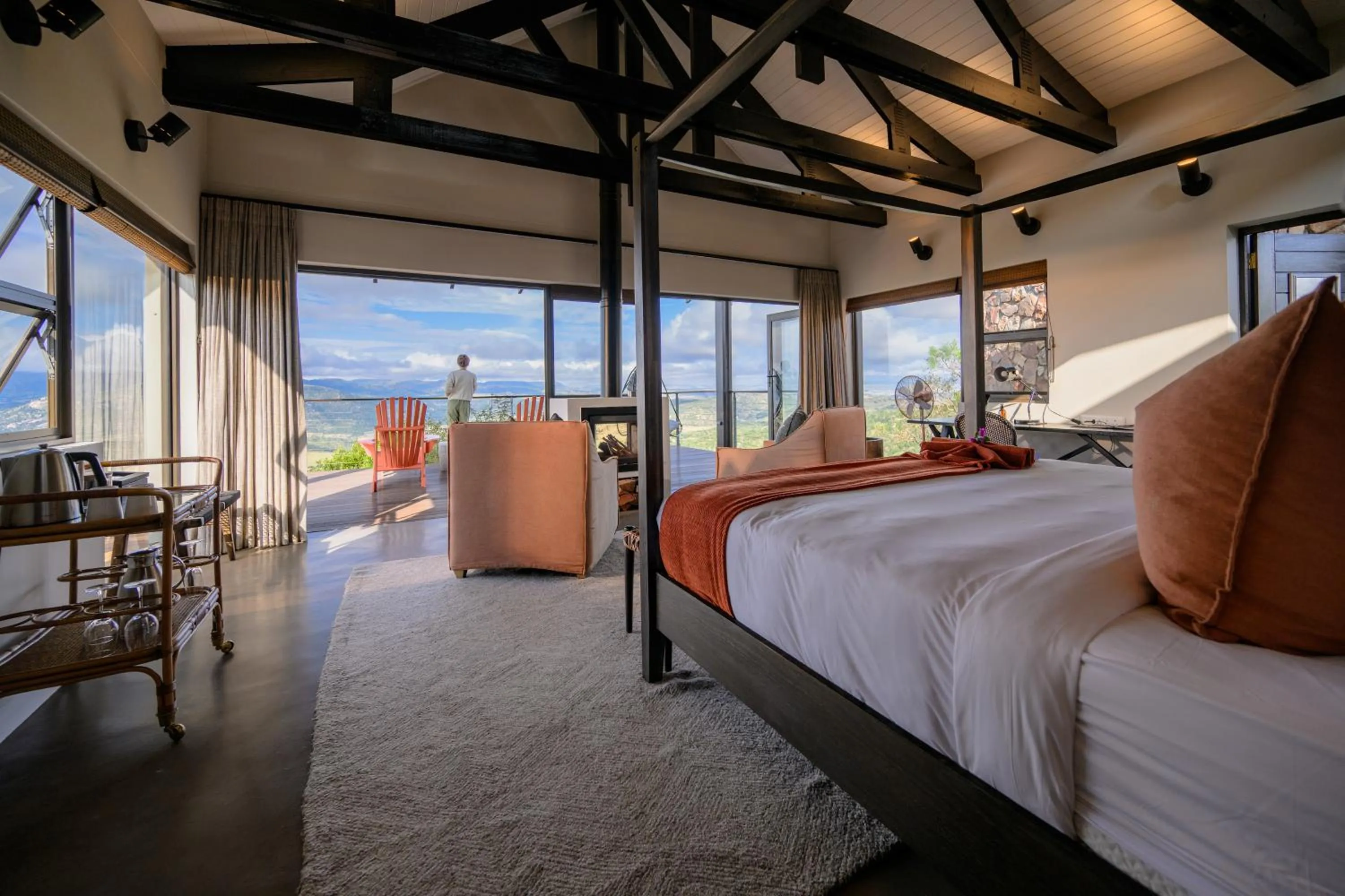 Bedroom, Bed in Zulu Rock Lodge - Babanango Game Reserve