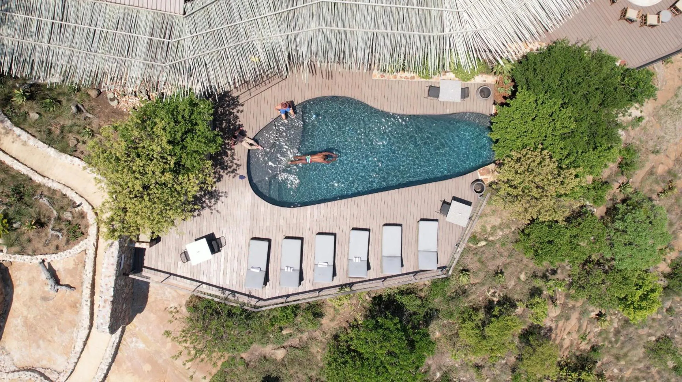 Swimming pool in Zulu Rock Lodge - Babanango Game Reserve