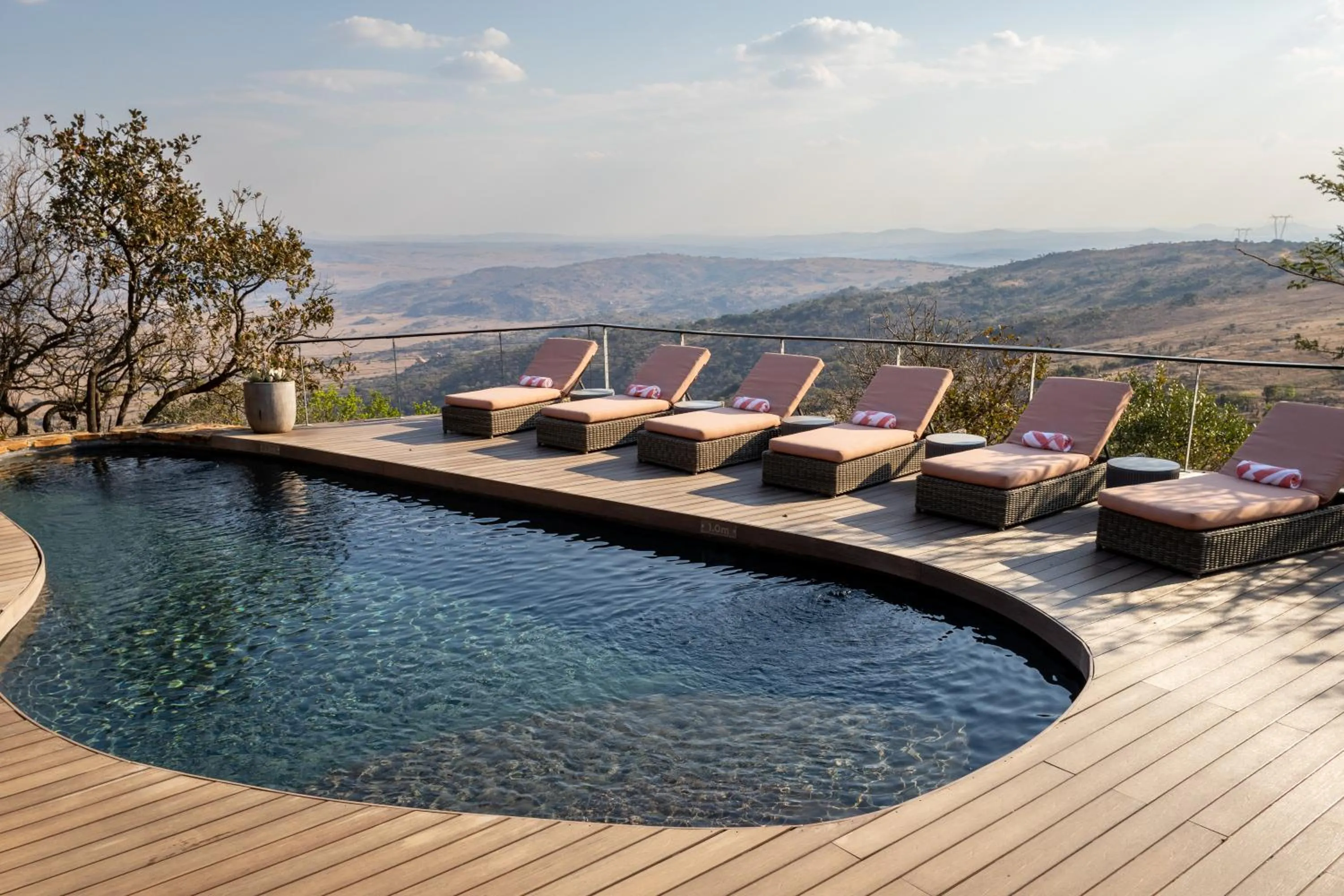 Swimming pool in Zulu Rock Lodge - Babanango Game Reserve
