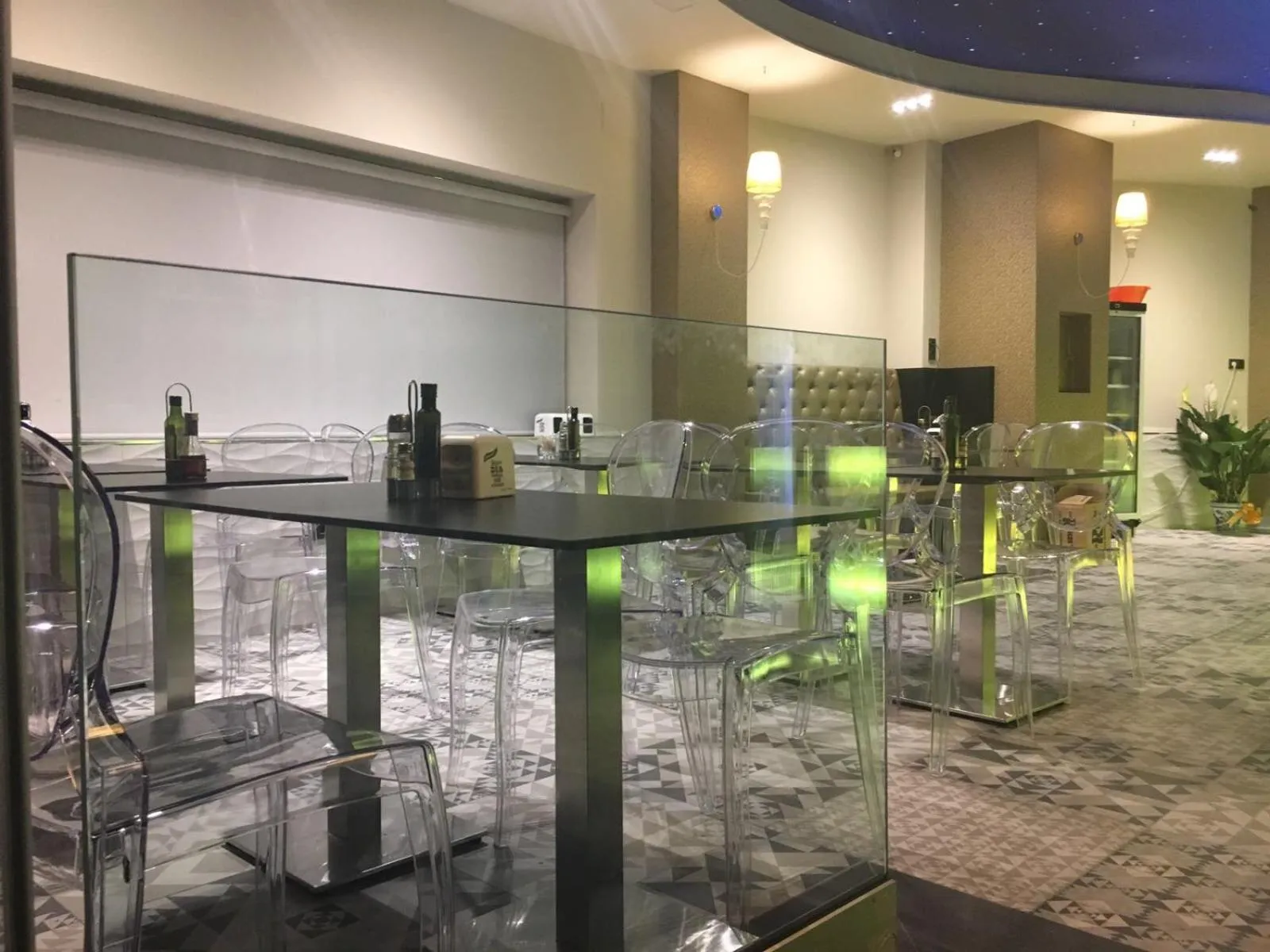 Restaurant/places to eat in HOSTAL COSTA SOL