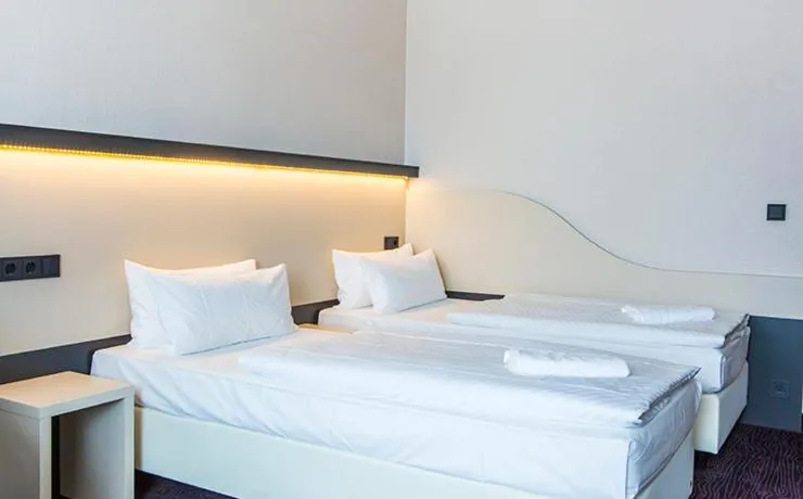 Bed in Dietrich-Bonhoeffer-Hotel Berlin Mitte