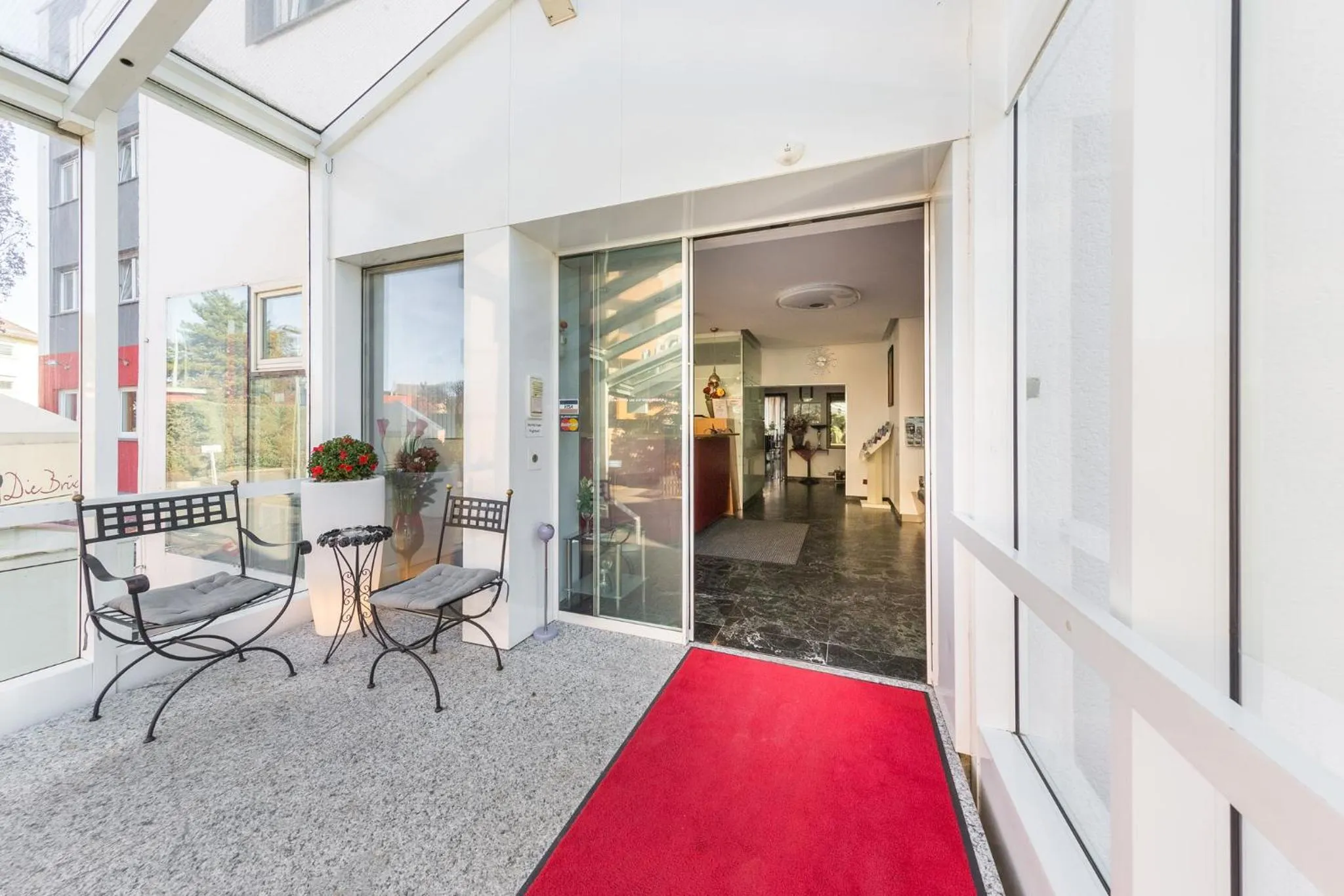 Facade/entrance in Hotel Klein Frankfurt