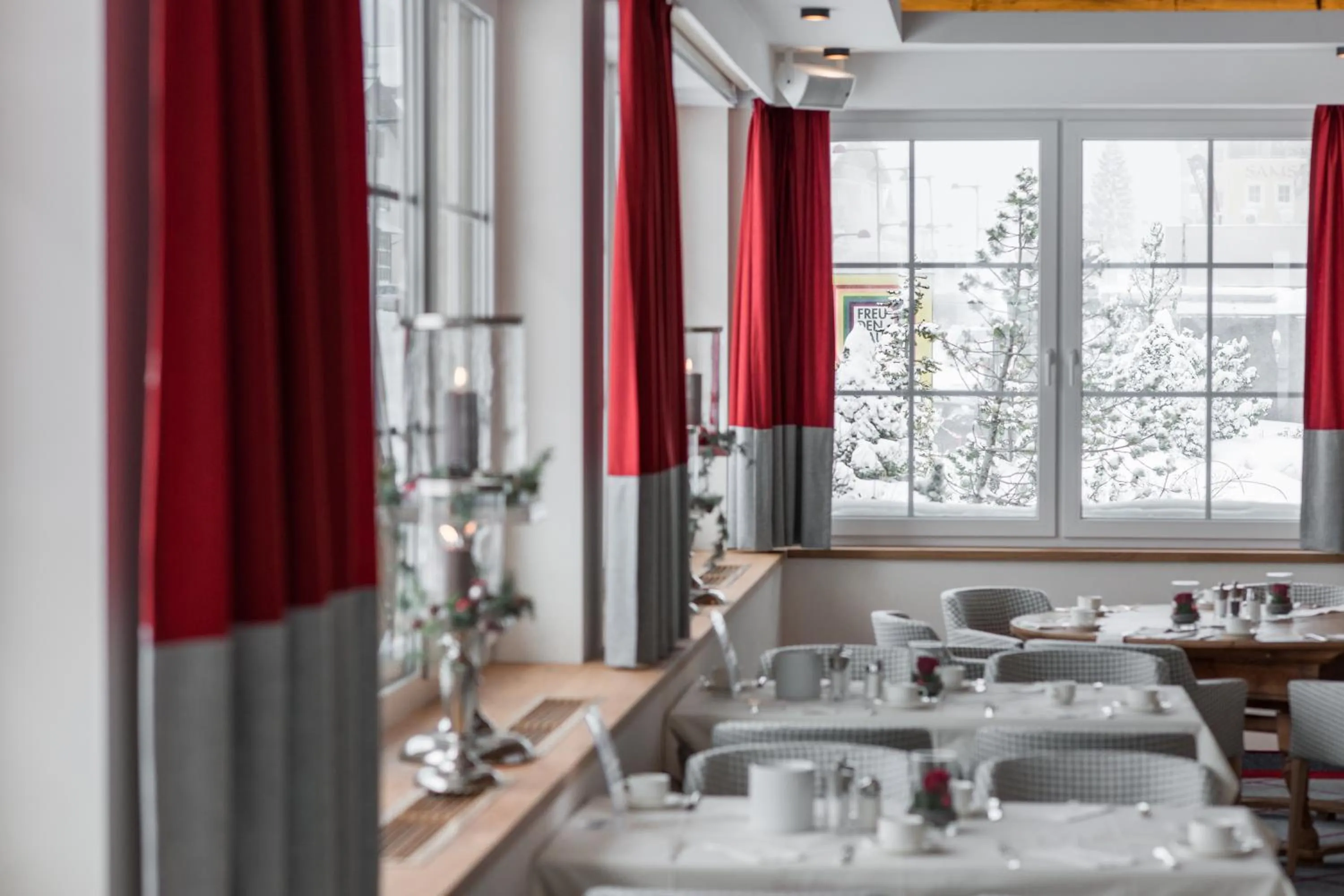 Restaurant/places to eat in Superior Hotel Edelweiss