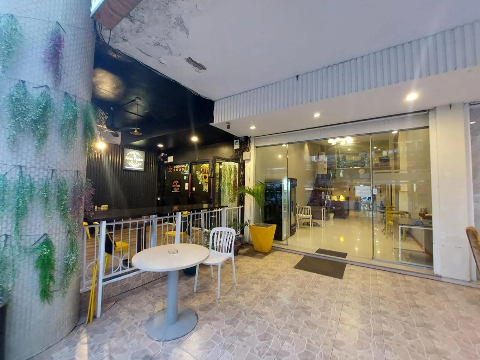 Property building in V Check inn Sukhumvit 22