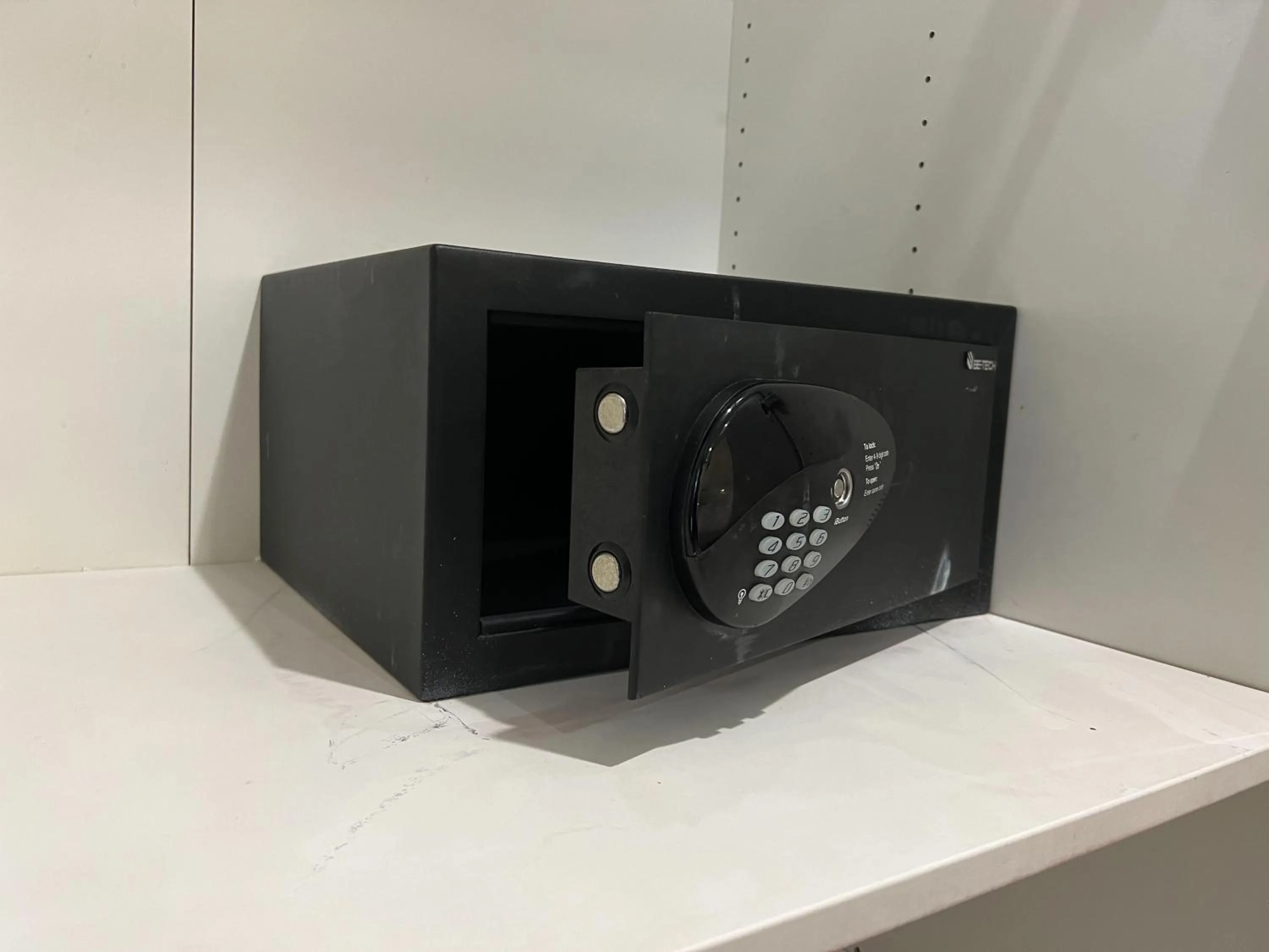 safe in V Check inn Sukhumvit 22