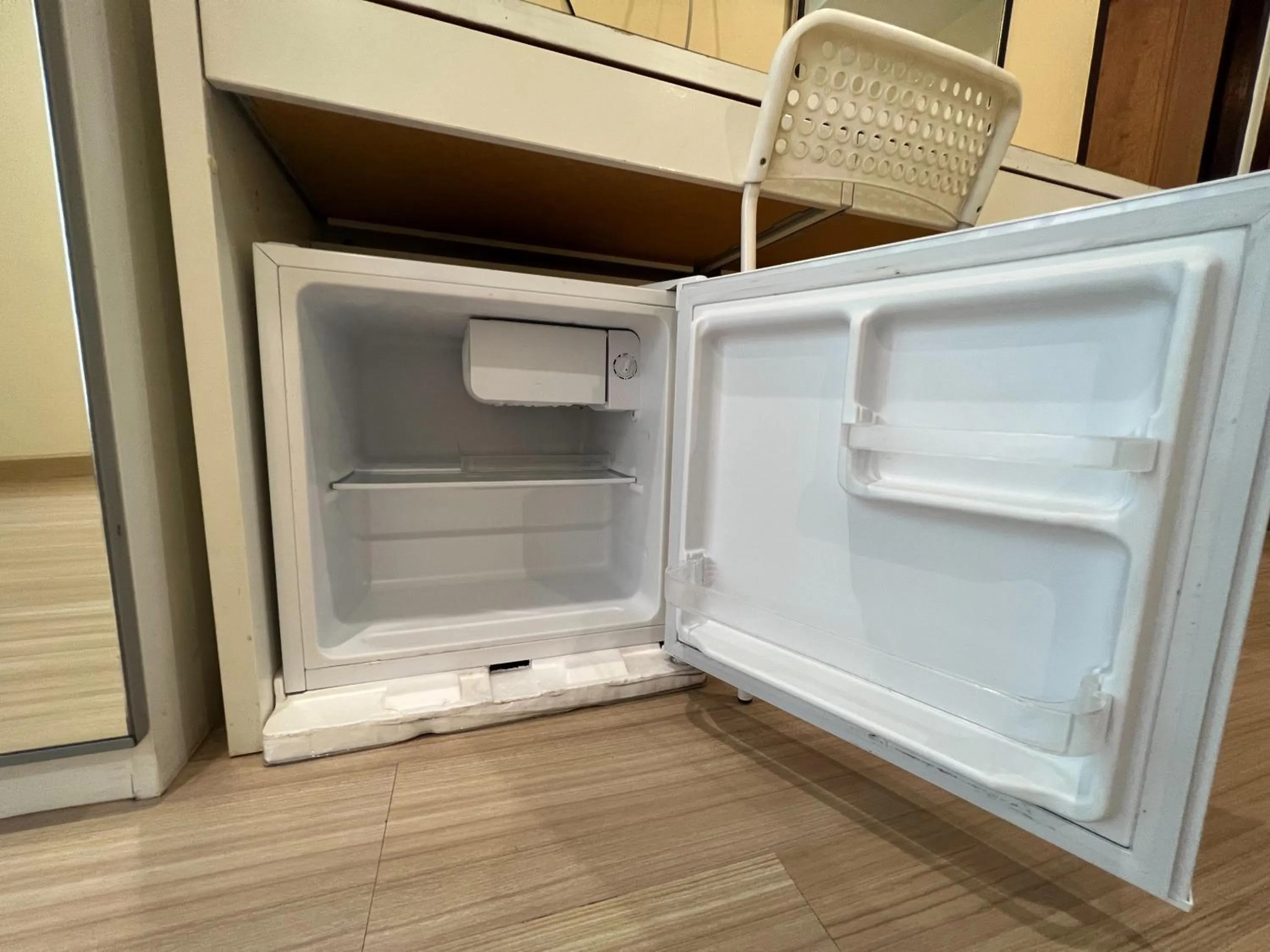 oven in V Check inn Sukhumvit 22