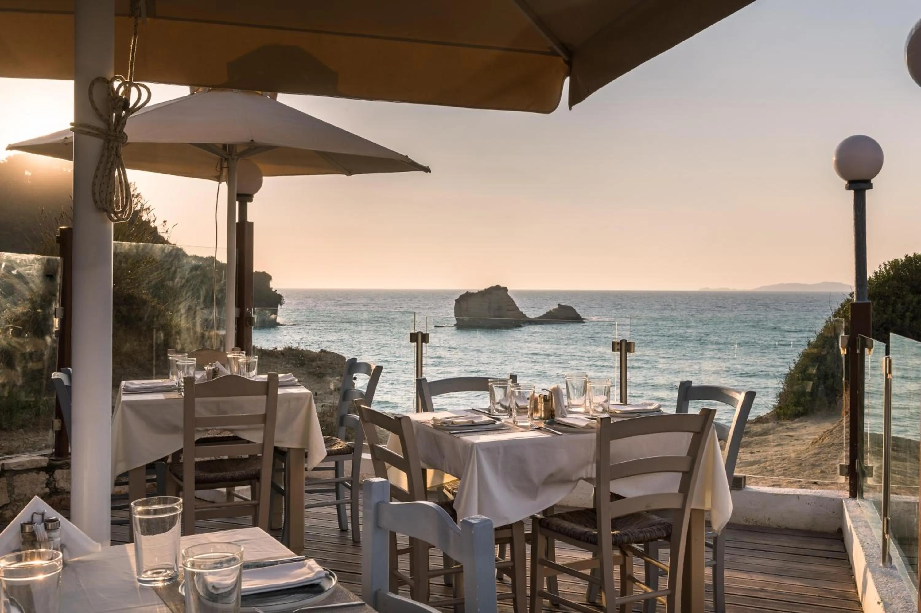 Restaurant/places to eat in Akron Seascape Resort