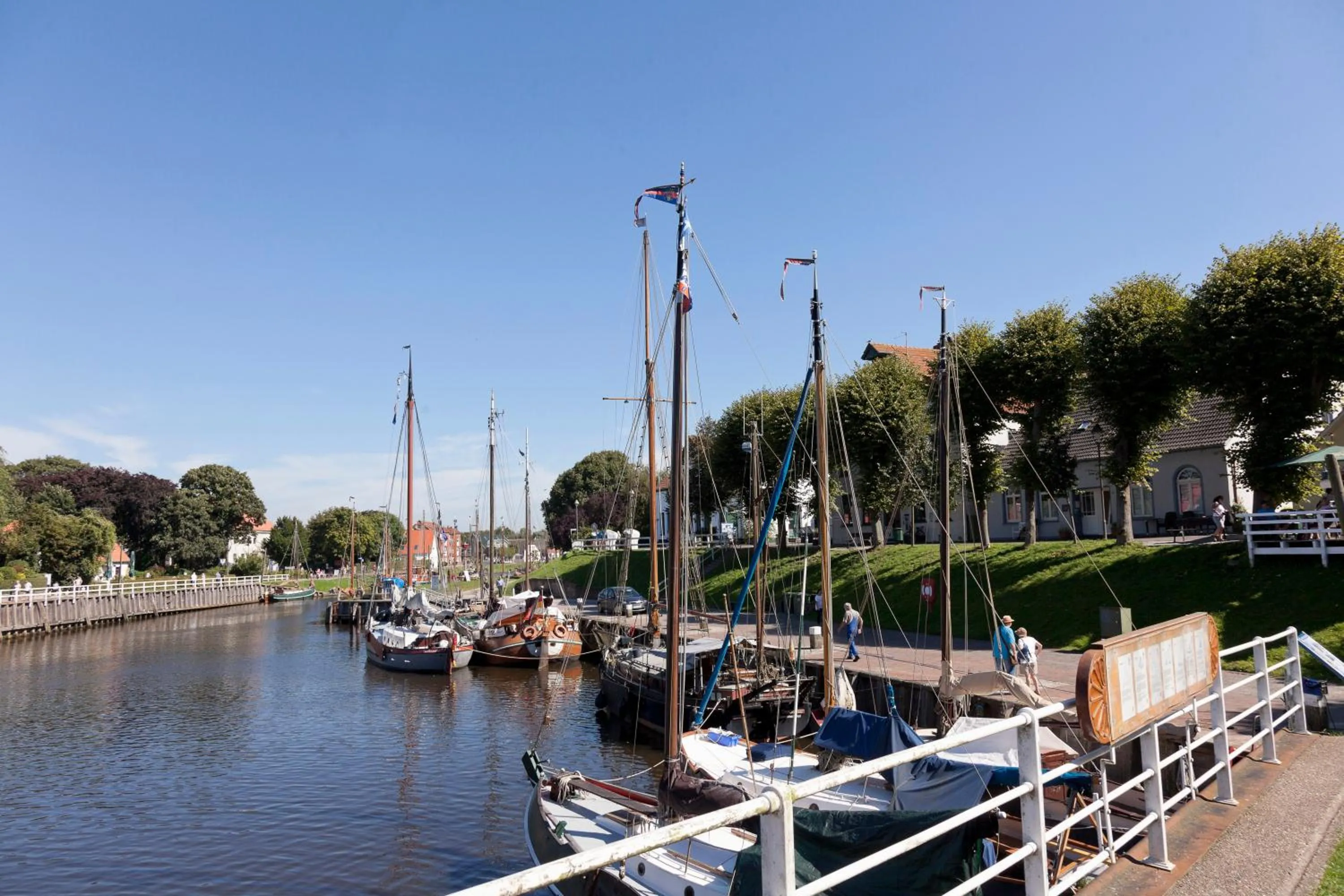 Guests in Hotel Hinrichs