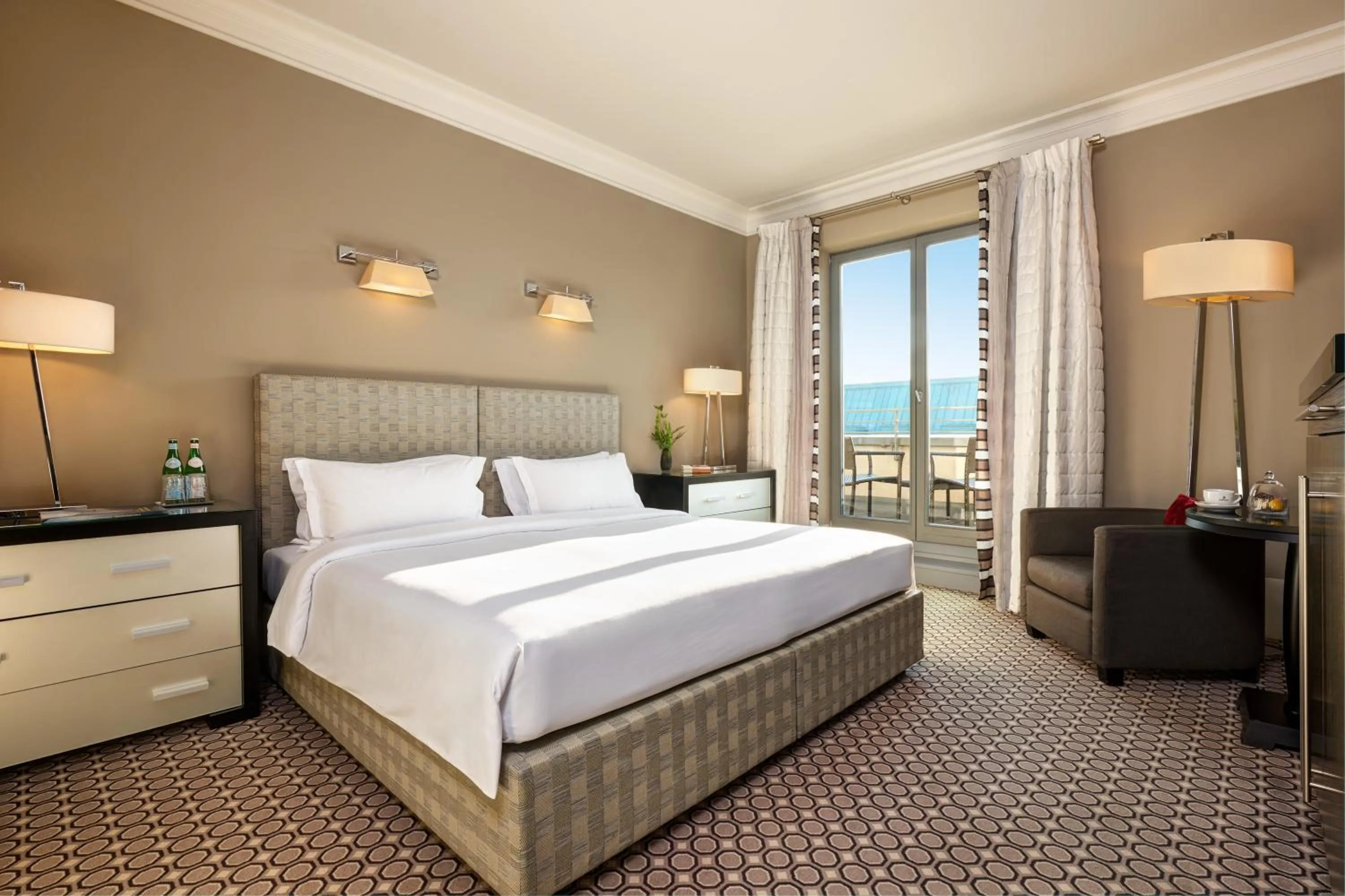 Bed in Hotel De Rome Berlin