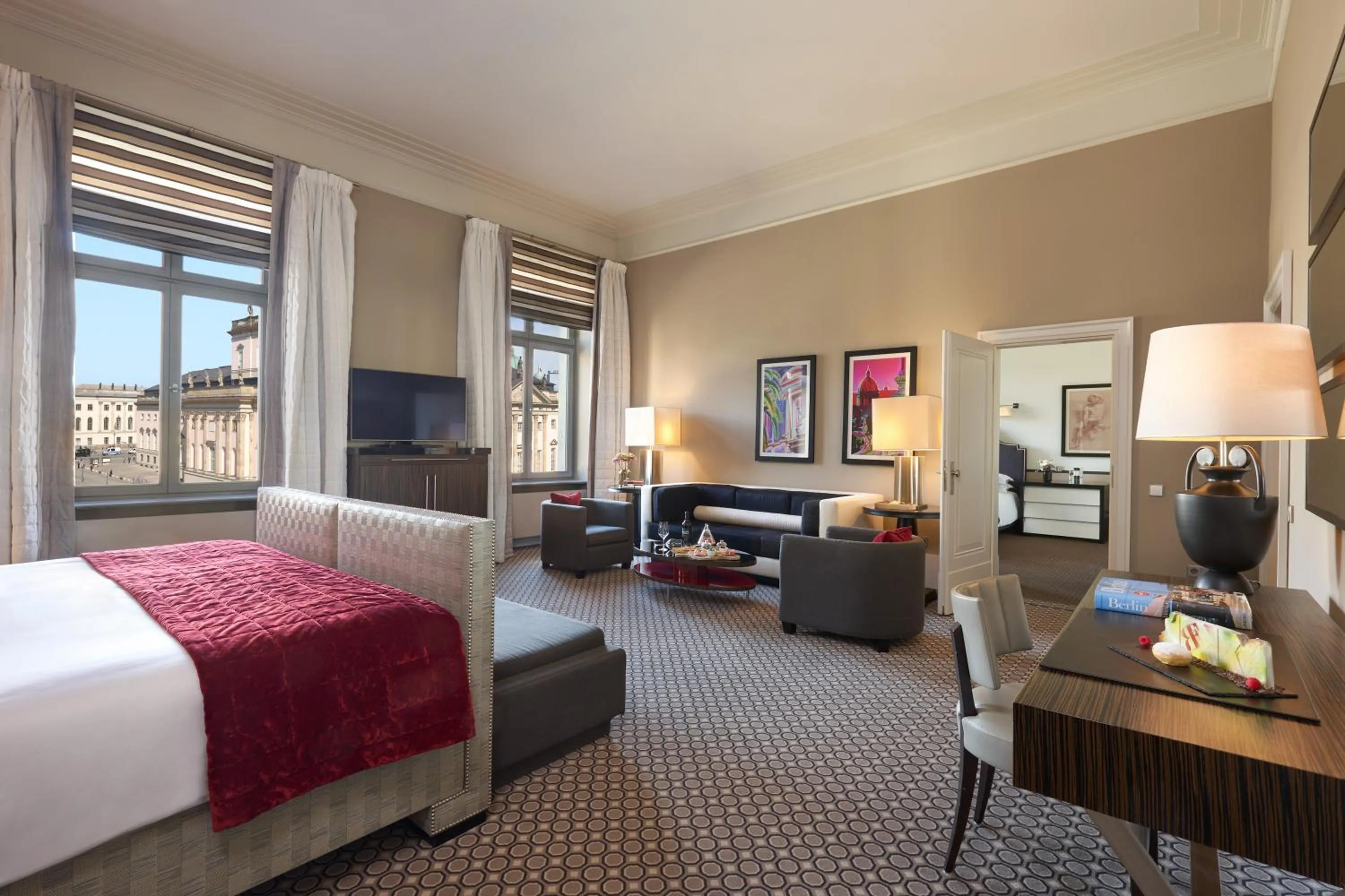 Bed in Hotel De Rome Berlin