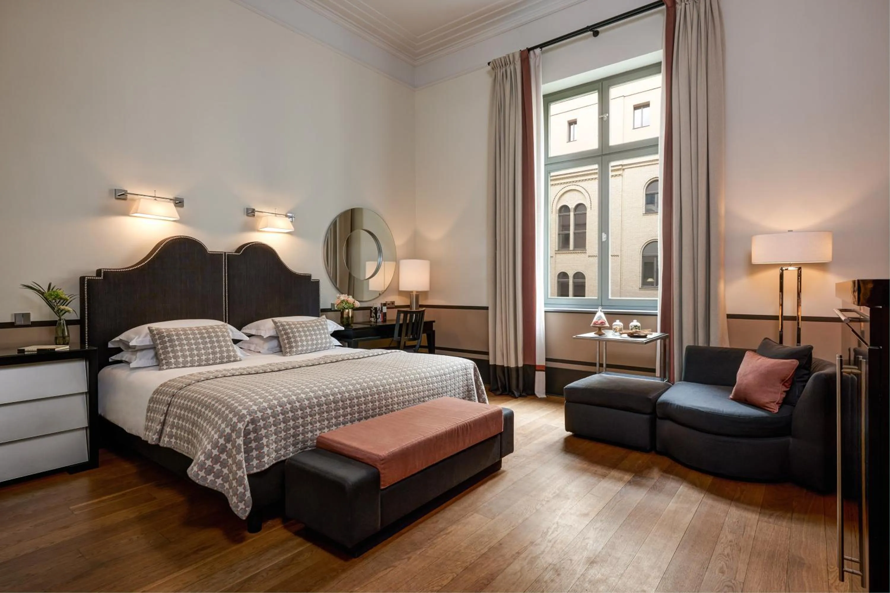 Bed in Hotel De Rome Berlin