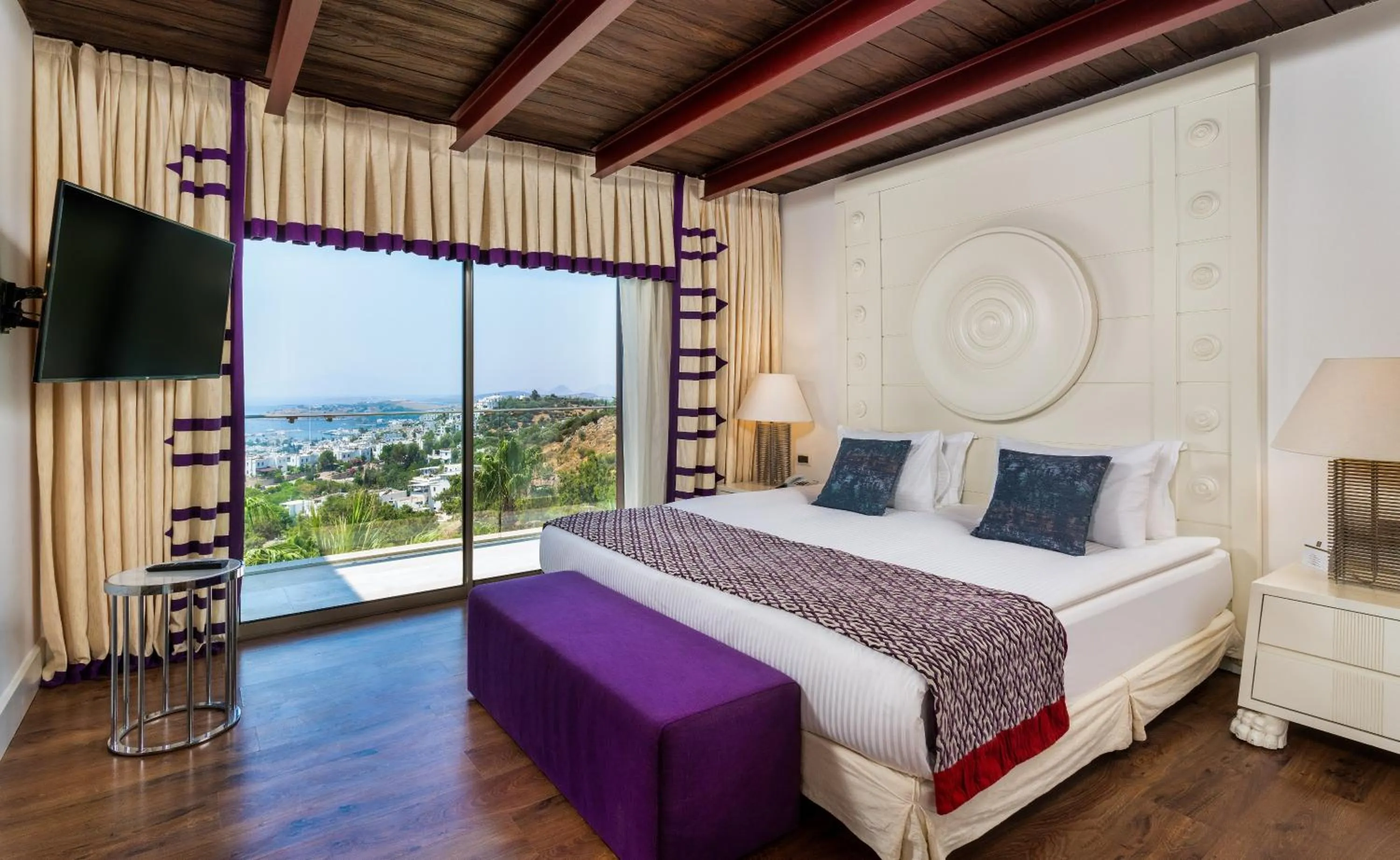TV and multimedia, Bed in Hillstone Bodrum Hotel & Spa