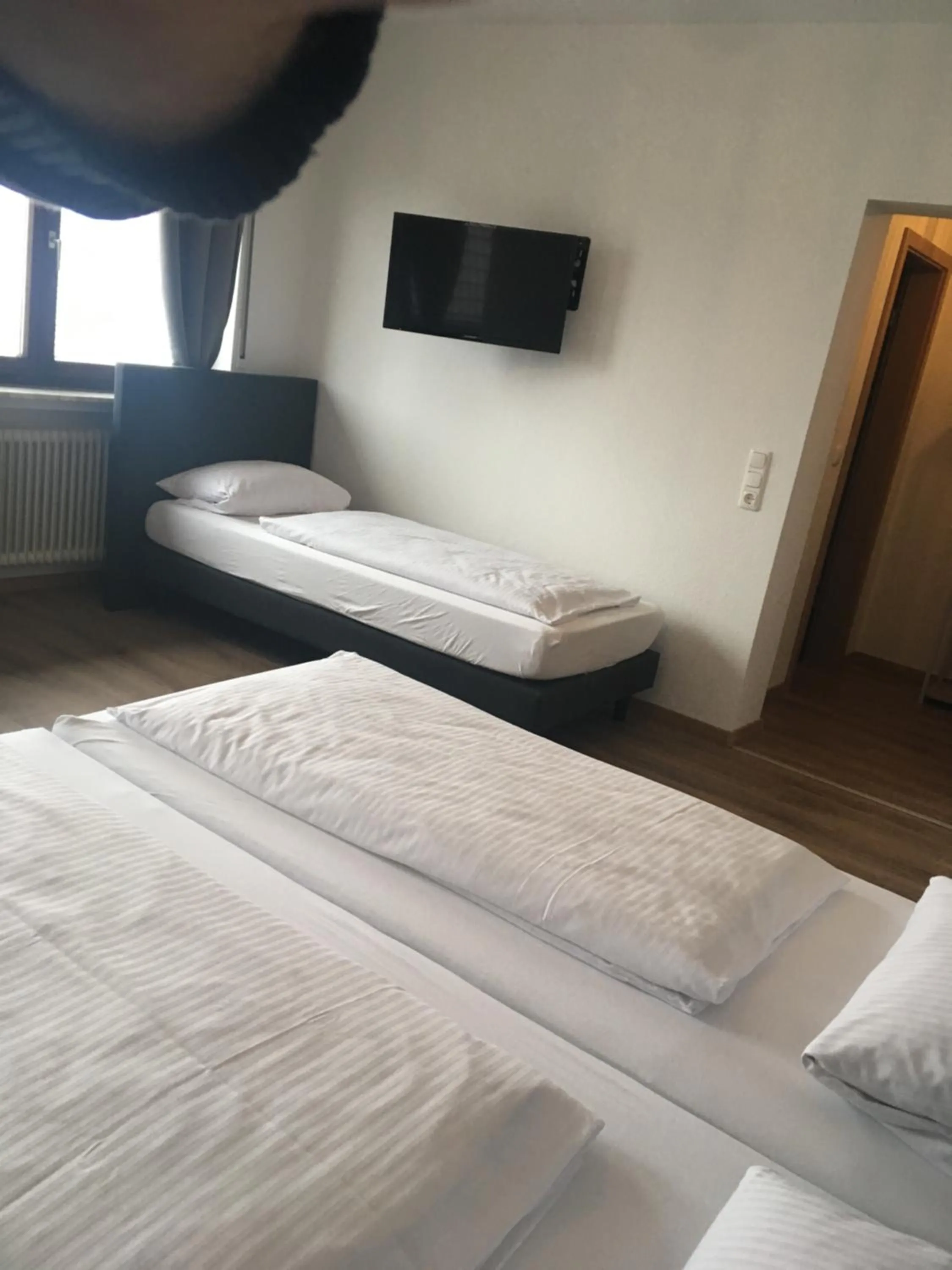 Bedroom, Bed in Hotel & Restaurant Zum Ochsen -Ox Distillery